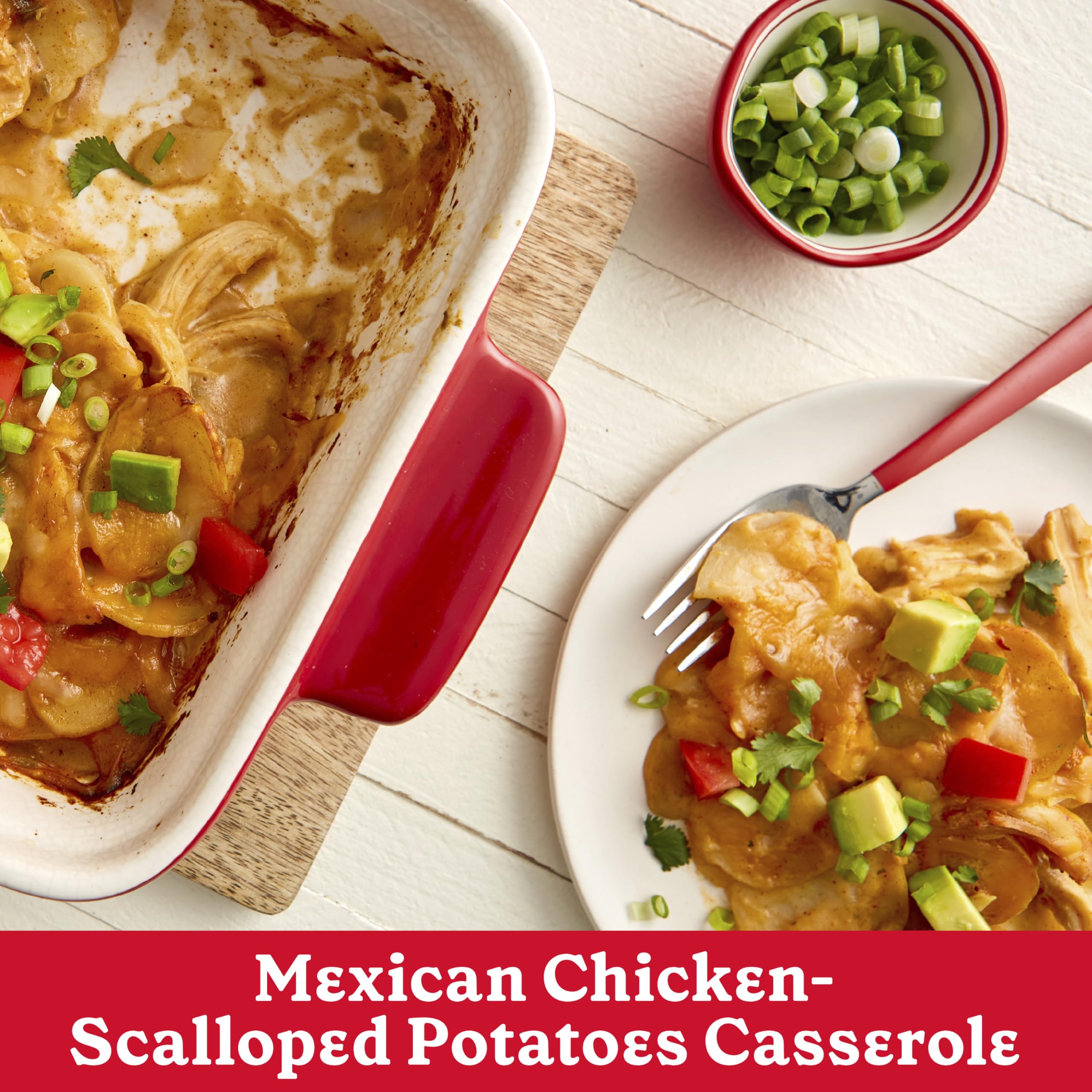 Betty Crocker Scalloped Casserole Potatoes with Real Cheese - Family Size 7 oz Box - Easy Homemade Side Dish for Thanksgiving, Christmas & Family Dinners