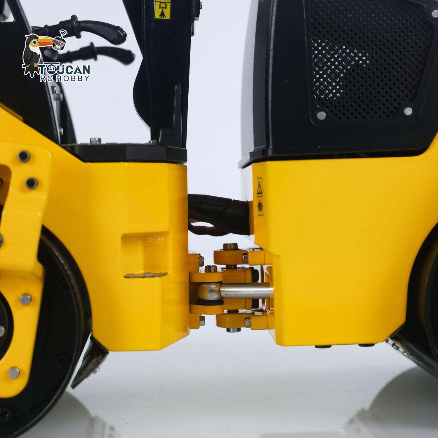1/14 Scale Metal RC Electric Road Roller BW120AD - RTR Remote Control Construction Vehicle Model with Flysky ST8 Radio, Battery & Light System - Perfect for Construction Site Simulation & Hobby Collection