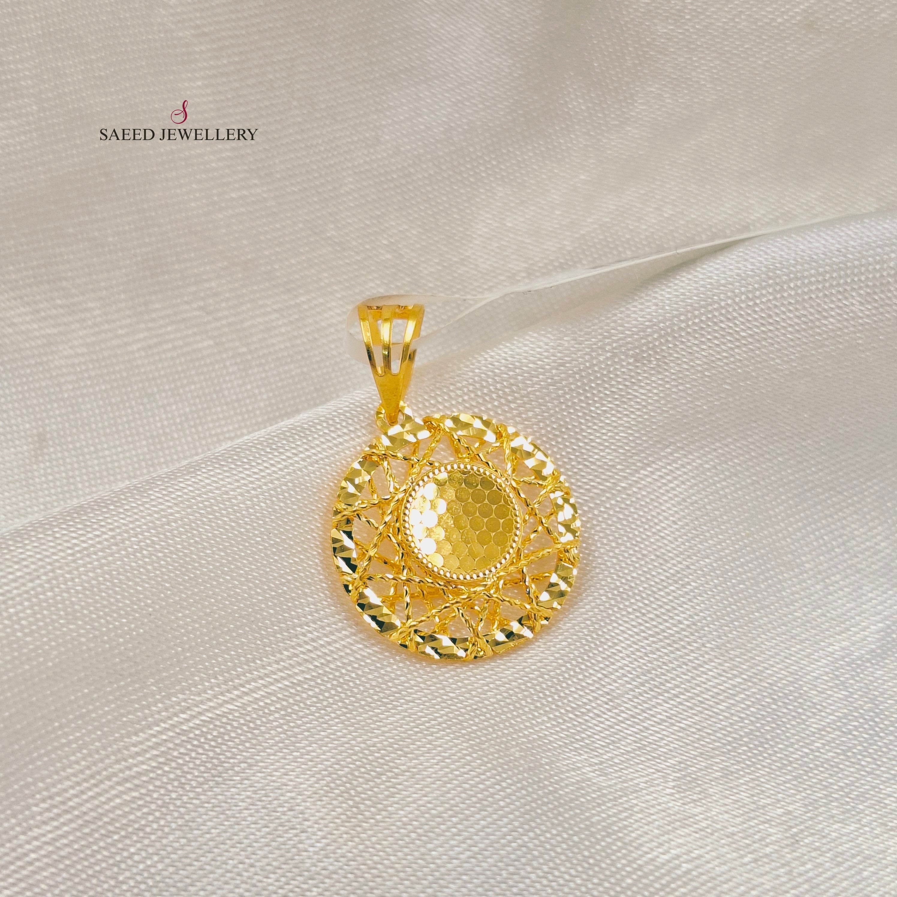 21K Gold Deluxe Pendant Necklace 34504 - Elegant Jewelry Gift for Women, Perfect for Anniversaries, Birthdays & Special Occasions