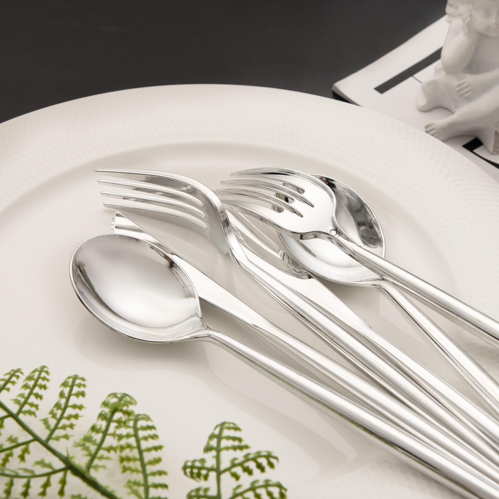 180-Piece Silver Plastic Cutlery Set - Heavy Duty Disposable Silverware Kit with Forks, Spoons & Knives - Elegant Party Utensils for Weddings, Mother's Day & Special Events - Perfect for Catering, Picnics & Home Entertaining