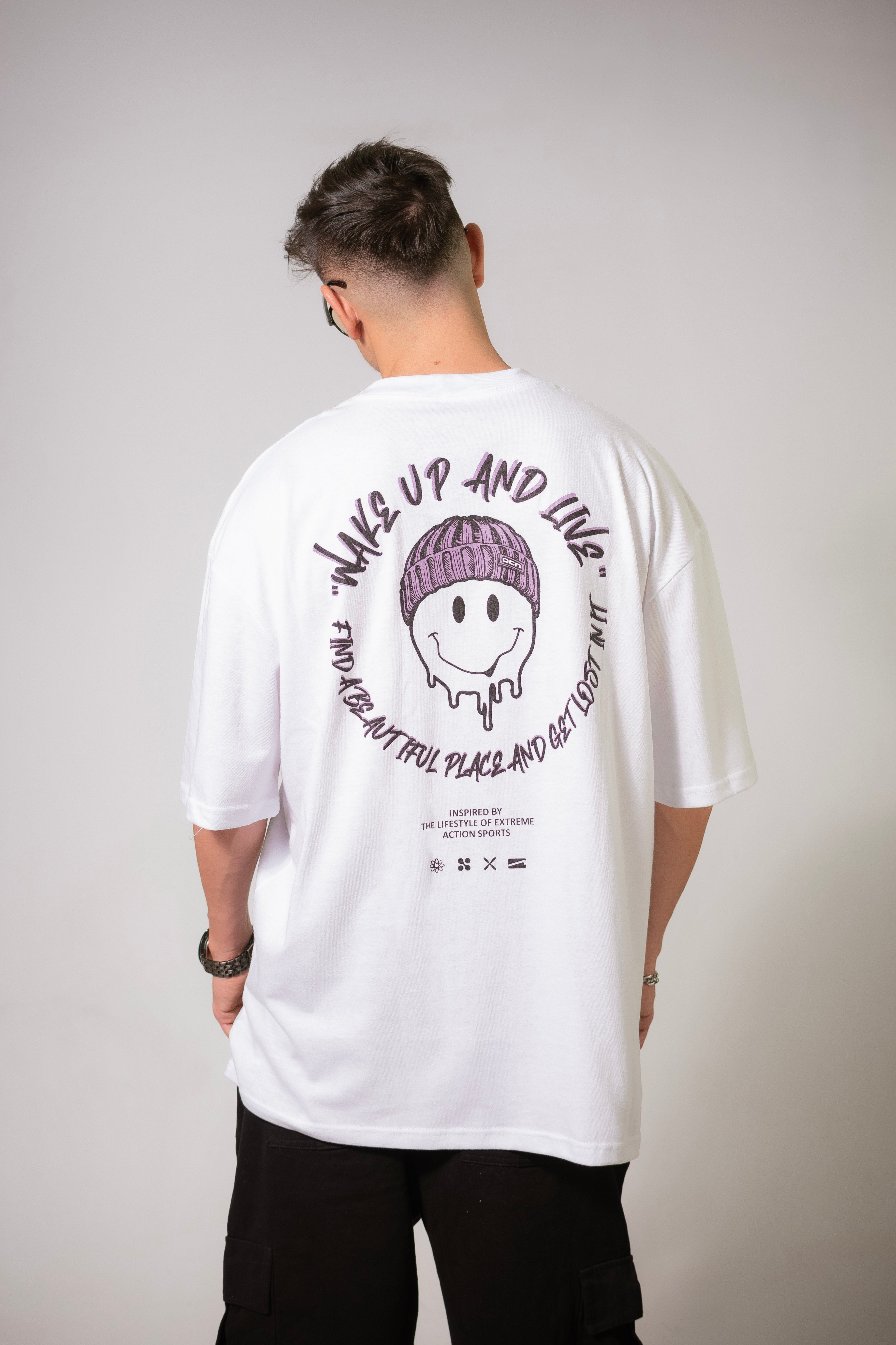 Original Oversize White T-Shirt for Men & Women - Soft Cotton Comfort Fit Casual Streetwear - Perfect for Everyday Wear, Gym, and Outings