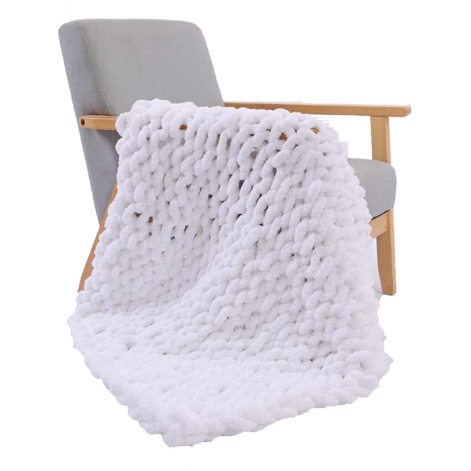 Soft Chunky Knit Throw Blanket 39×47 inches (100×120cm) - Cozy & Bulky Blanket for Bed, Sofa, Dorm - Perfect for Winter Nights, Movie Time & Home Decor