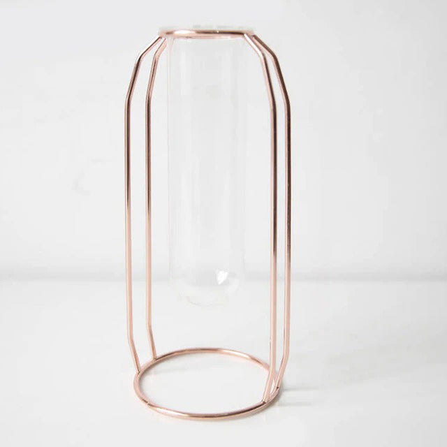 Elegant Brass Outline Vase - Modern Home Decor for Flowers, Centerpiece & Wedding Decorations - Perfect for Living Room, Dining Table & Event Styling