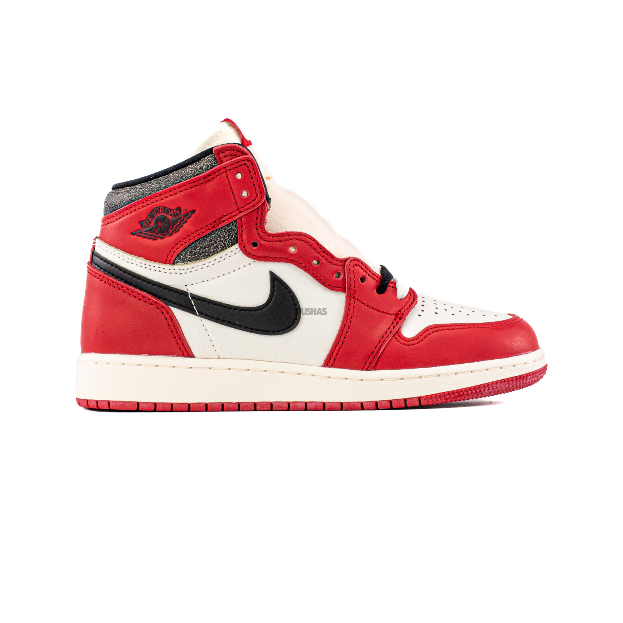 Air Jordan 1 Retro High OG 'Chicago Lost & Found' GS Sneakers (2022) - Authentic Nike Basketball Shoes for Women & Girls - Perfect for Streetwear, Basketball Games & Sneaker Collection