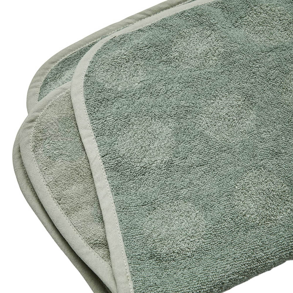 LEANDER Matty Topper Organic Baby Changing Pad - Sage Green | Waterproof & Hypoallergenic | Perfect for Nursery, Daycare & Travel