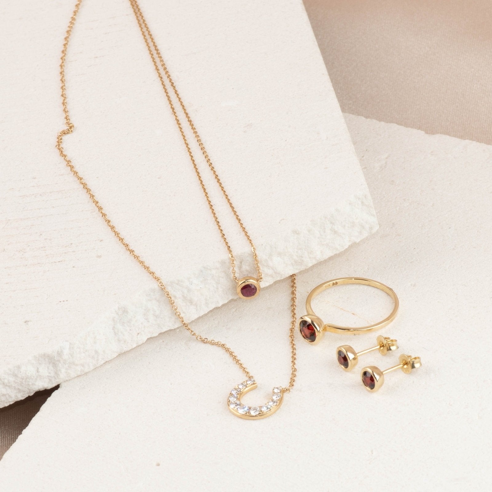 14K Yellow Gold Round Garnet Cocktail Ring - Bezel Set Gemstone Jewelry for Women - Perfect for Parties, Evening Events & Special Occasions
