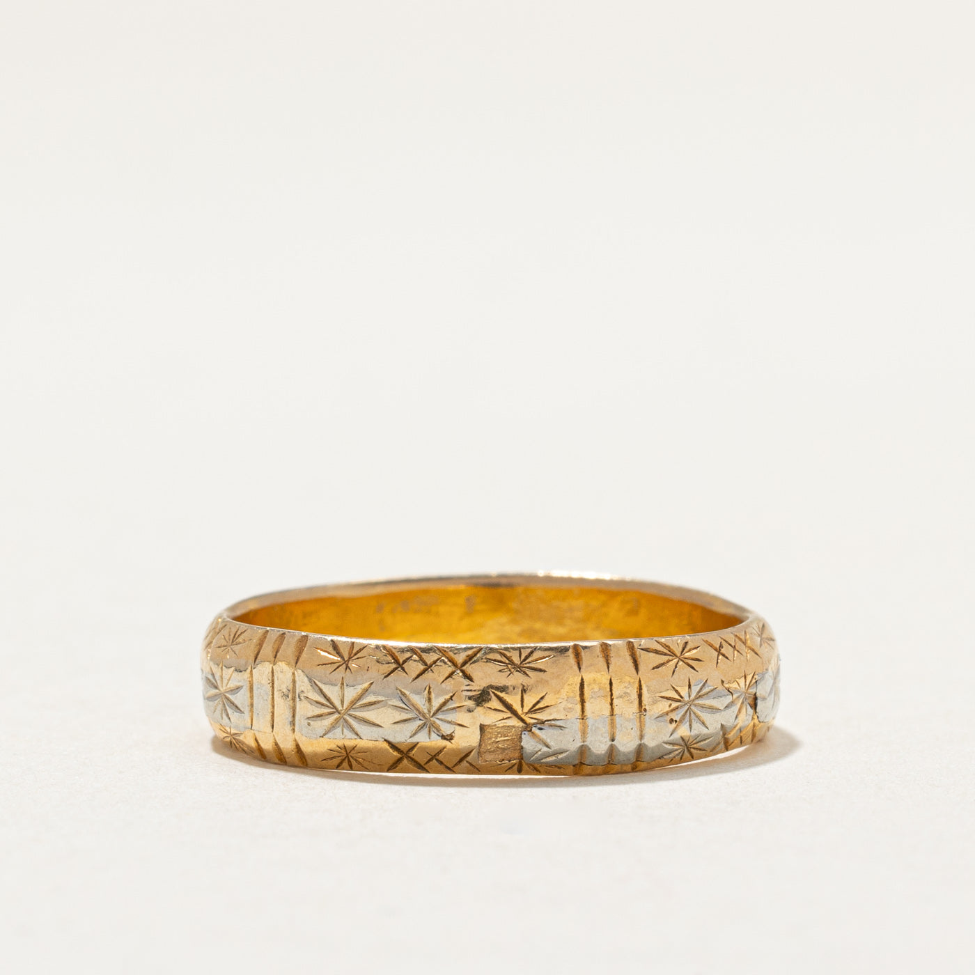 20K Yellow Gold Geometric Engraved Wedding Band Ring for Women | 4.6mm Width | Size 8 | Perfect for Anniversary, Engagement, and Special Occasion Gifts
