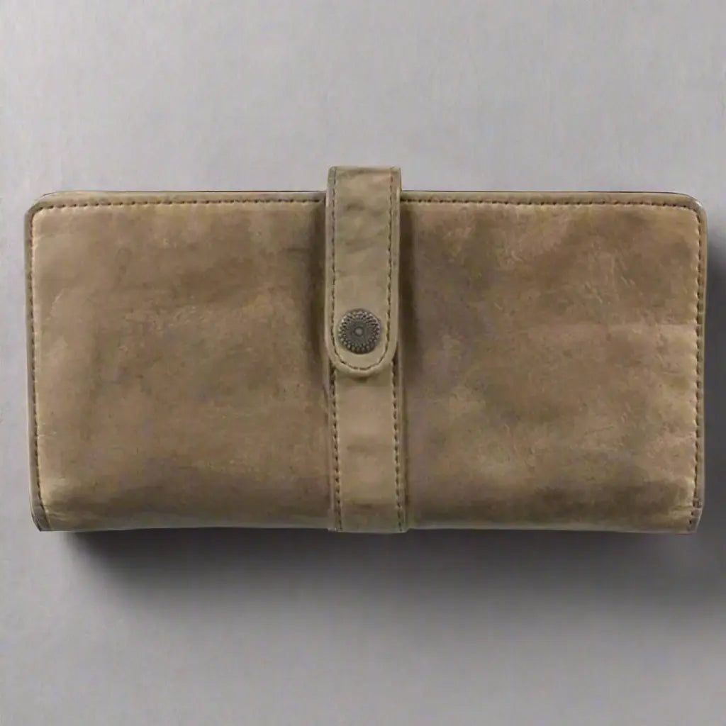 MET Women's Snap Tab Leather Wallet - Slim RFID Blocking Bifold Wallet with Zipper Pocket - Perfect for Everyday Use, Travel, and Gift Giving