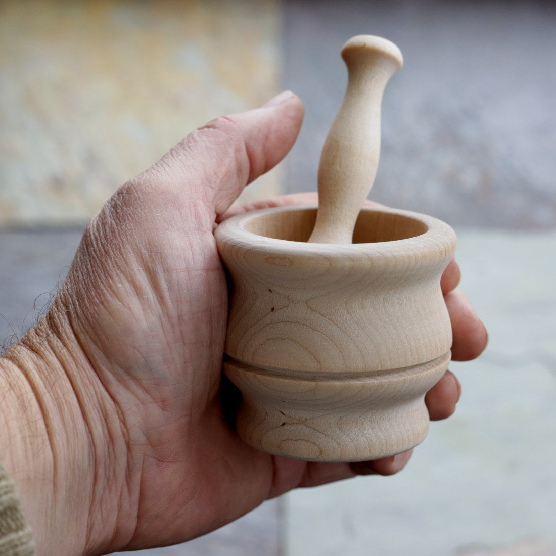 Premium Granite Mortar and Pestle Set - Natural Stone Spice Grinder & Herb Crusher for Kitchen, Cooking, and Ayurvedic Remedies - Perfect for Grinding Spices, Herbs, Garlic, and Making Fresh Guacamole
