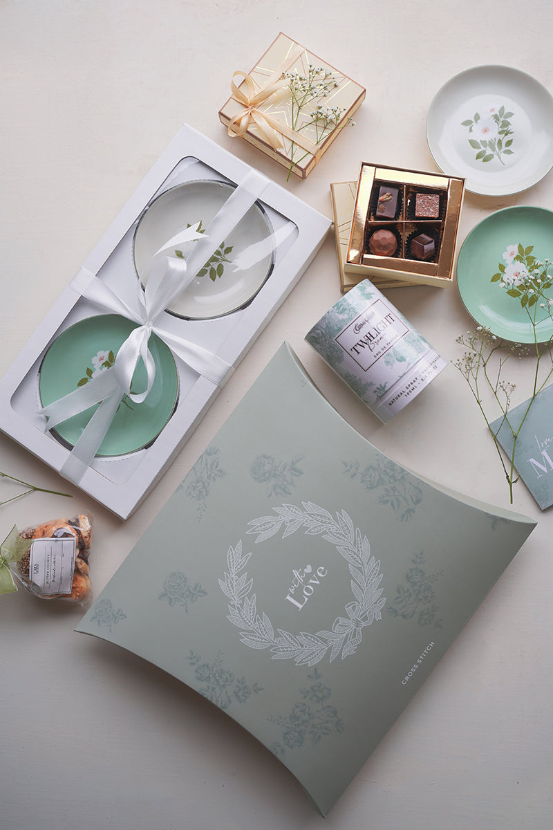Best Mother's Day Gift Basket - Thoughtful Present for Mom, Grandma & Wife - Perfect for Birthday, Anniversary & Holidays