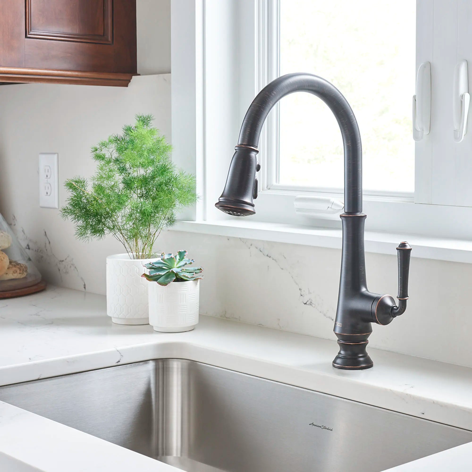 Delancey® Single Handle Pull Down Kitchen Faucet with Dual Spray Function - 1.5 GPM/5.7 LPM - Perfect for Modern Homes & Restaurant-Style Sinks