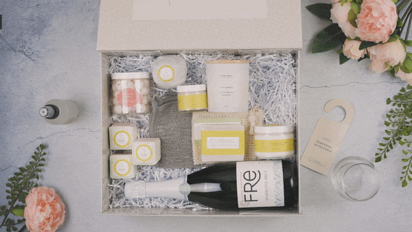 Best Congratulations Gift Basket - Elegant Celebration Gift Box for Birthdays, Weddings, Graduations & Special Occasions
