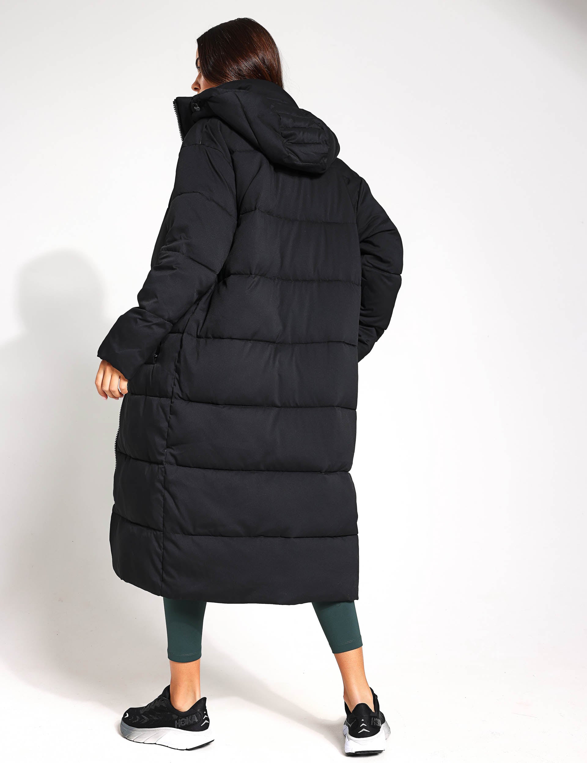 Long Puffer Jacket for Women - Black Winter Coat, Waterproof & Warm Down Jacket for Cold Weather - Perfect for Skiing, Snowboarding & Outdoor Activities