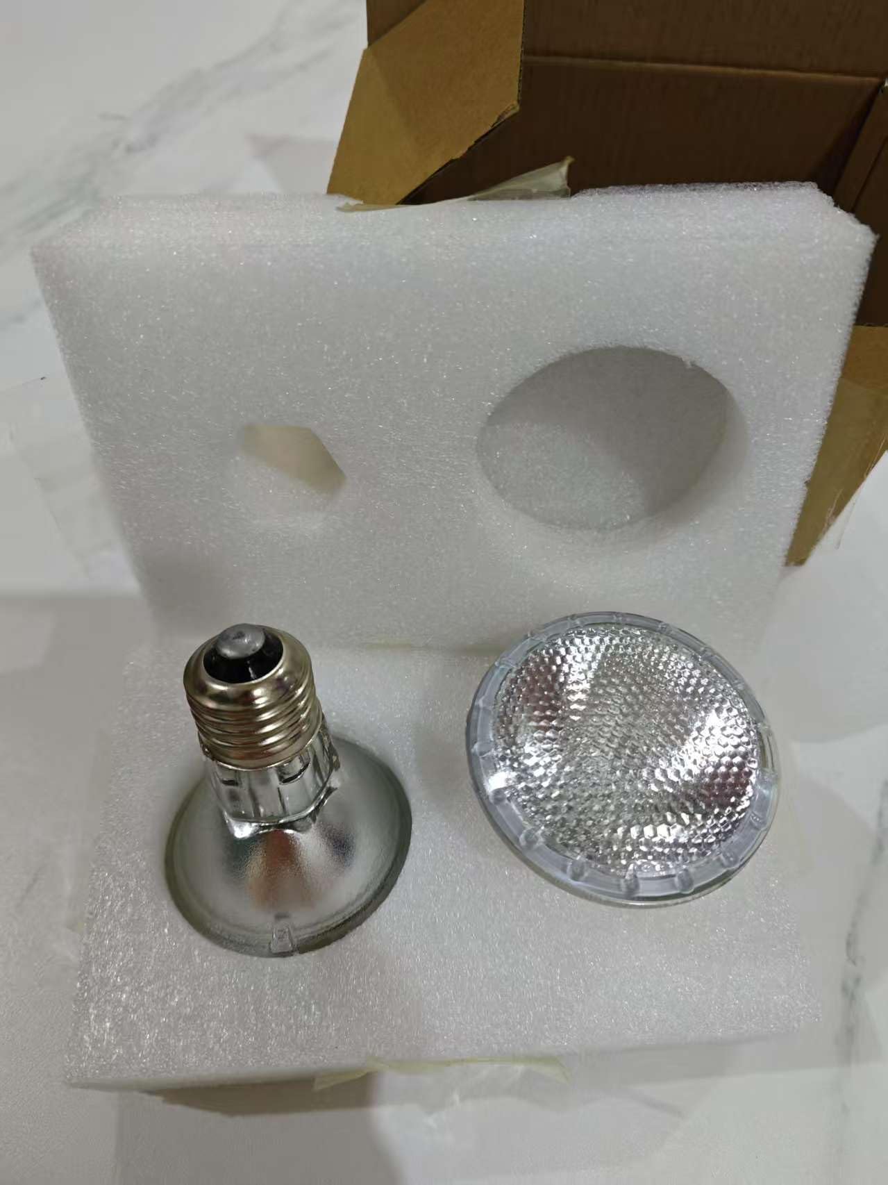 50W PAR20 Halogen Light Bulbs 2-Pack - 120V E26 Medium Base, 2700K Warm White - Perfect for Range Hoods, Track Lighting, Ovens & Ceiling Can Lights