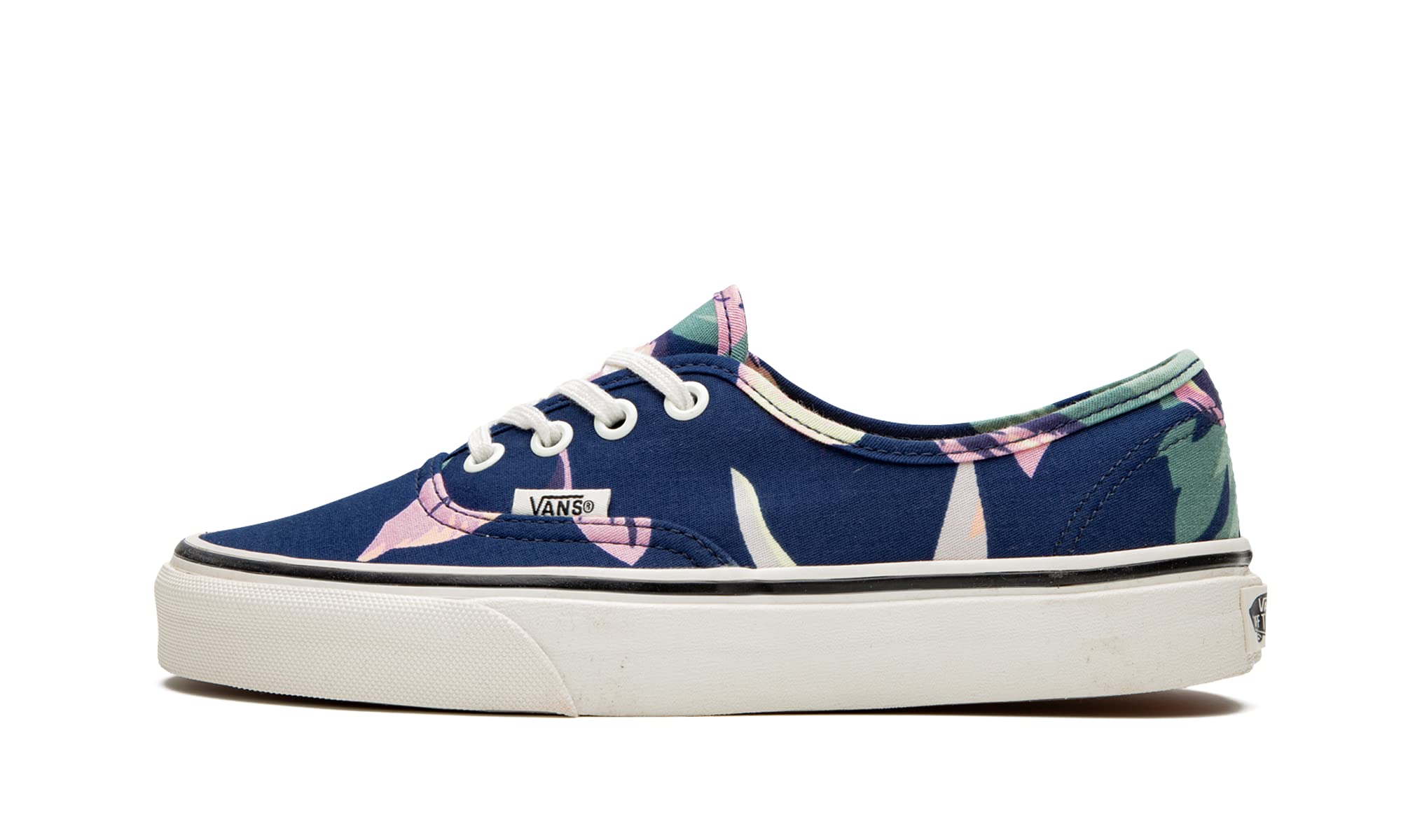 Vans Unisex Authentic Skateboarding Shoes - Classic Canvas Sneakers for Men & Women | Comfortable & Durable for Streetwear, Casual Wear & Skateboarding