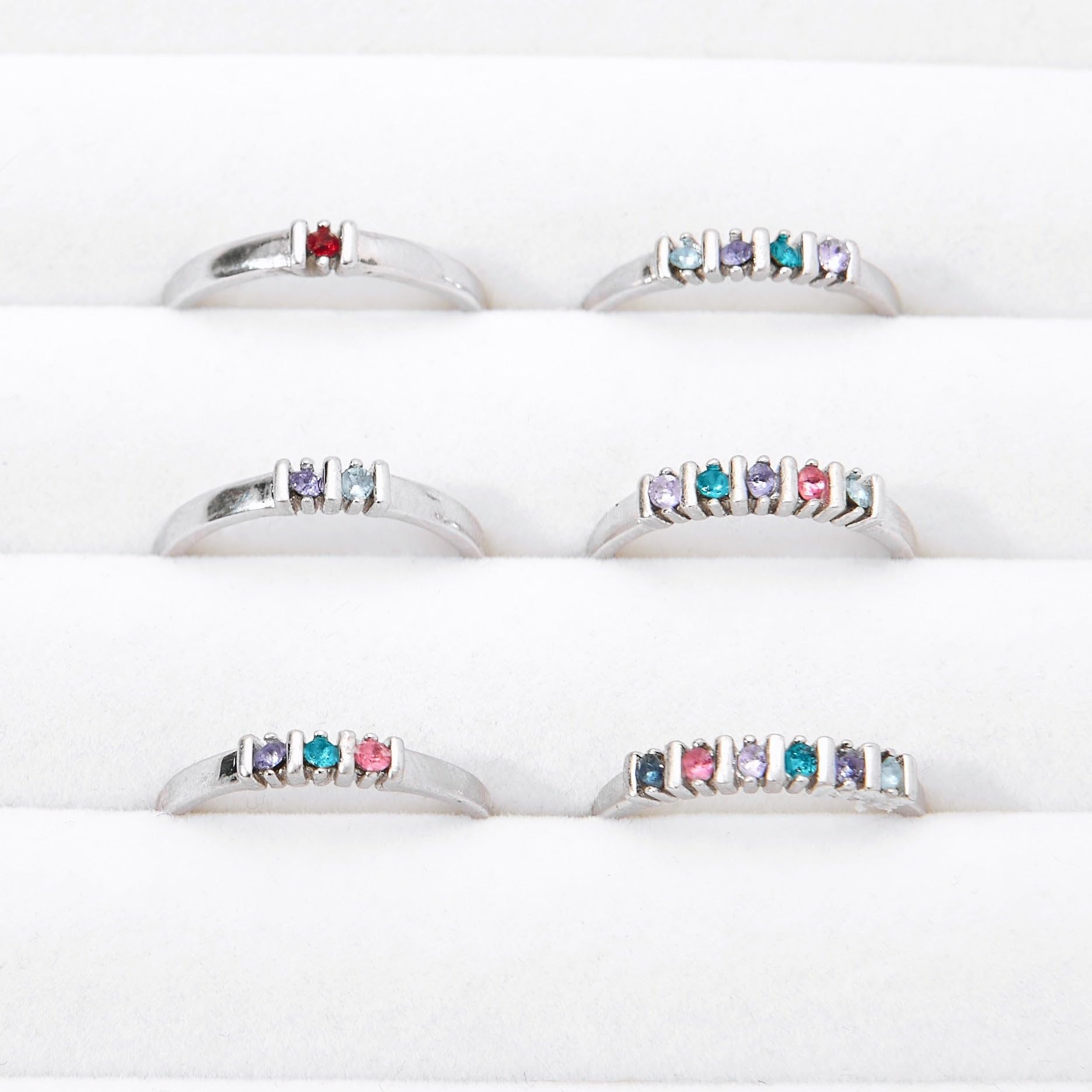 EVE'S ADDICTION Sterling Silver 3-Stone Birthstone Ring for Mom - Personalized Mother's Jewelry Gift - Perfect for Birthdays, Anniversaries & Mother's Day