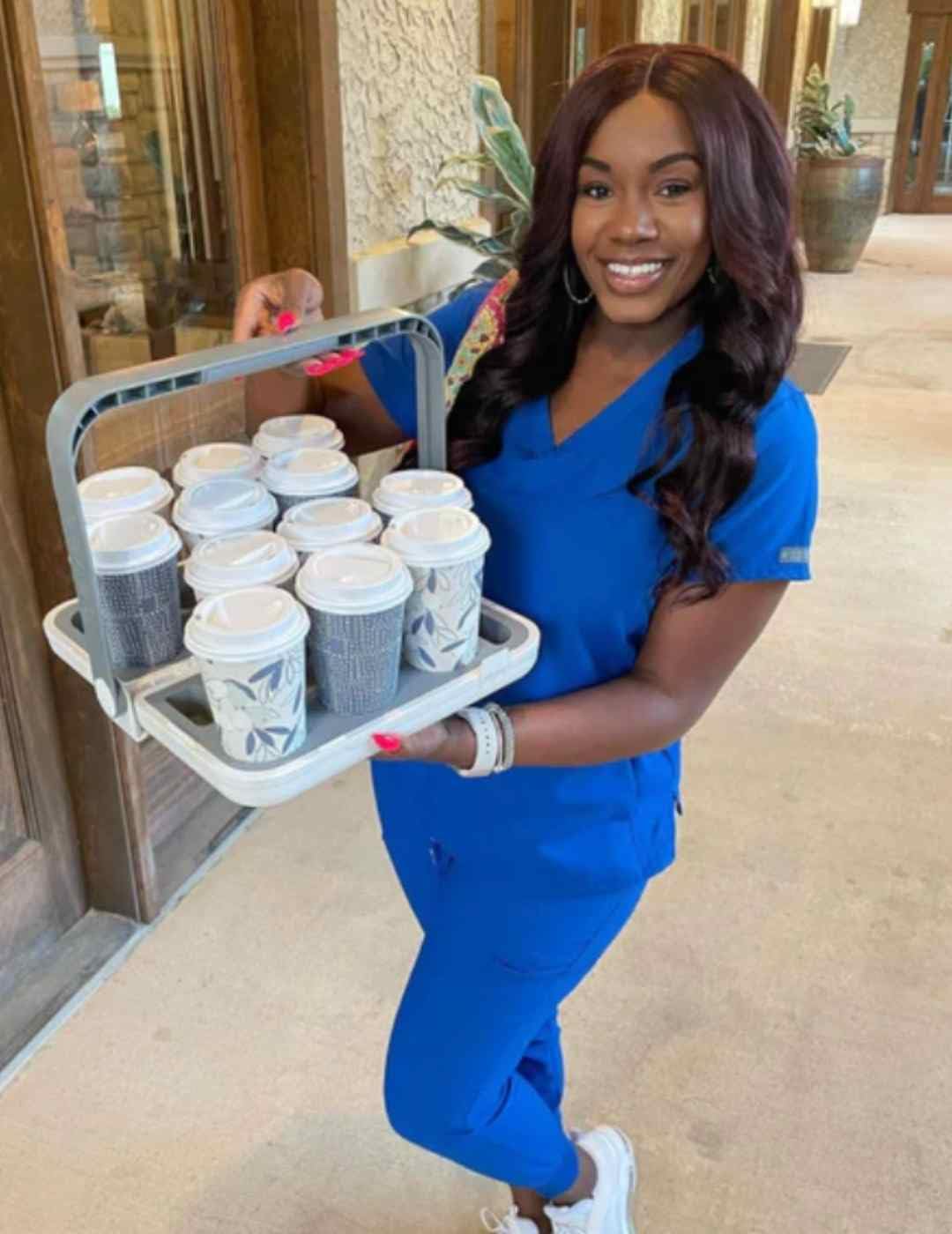 **Foldable Reusable Drink Carrier for Coffee & Takeout - Holds up to 12 Hot/Cold Cups | Portable & Durable for Uber Eats, DoorDash Delivery | Comfort Handle, Secure Holder | Perfect for Cafes, Offices & Road Trips (Grey)**