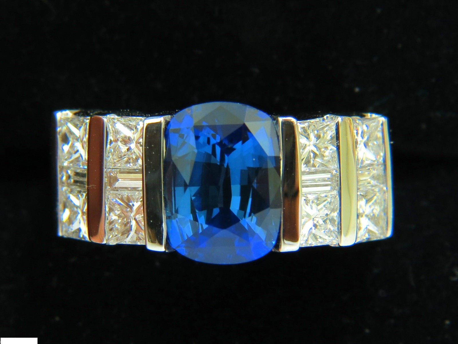 5.87CT GIA Certified Natural Bright Blue Sapphire & Diamond Engagement Ring for Women - Perfect for Weddings, Anniversaries & Special Occasions