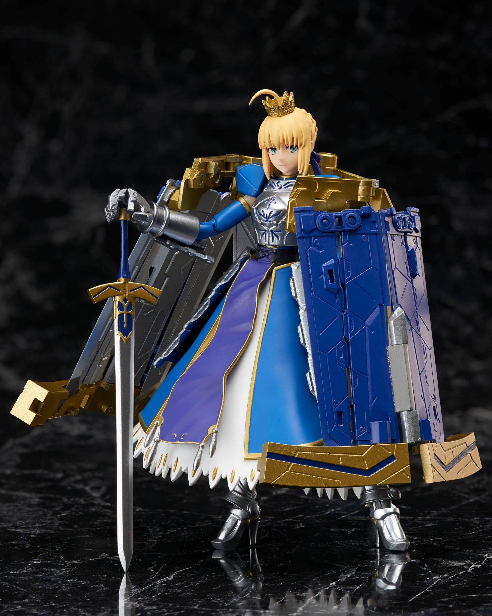 Bandai AGP Saber Altria Pendragon & Variable Excalibur Action Figure - Fate/Grand Order Collectible for Anime Fans & Display