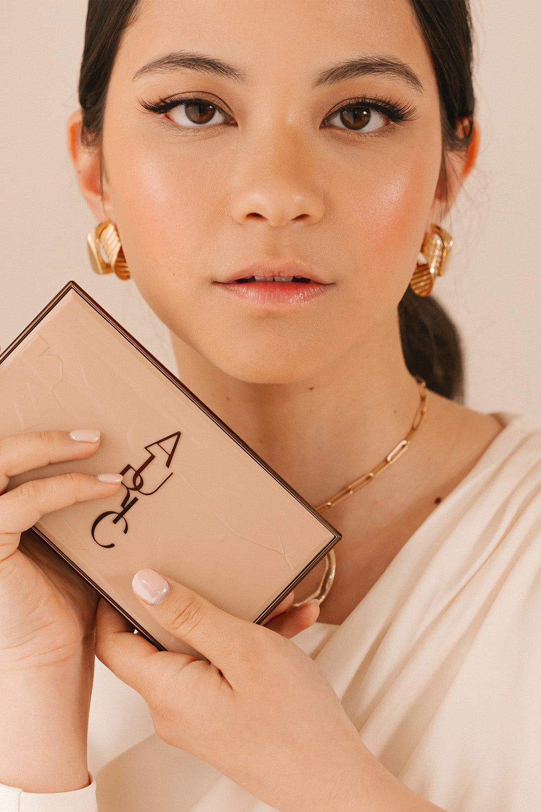 Mirage Shift Crème Cheek Palette - 6 Blendable Cream Blush Shades for Natural Flush | Vegan & Cruelty-Free Makeup | Perfect for Everyday Wear, Date Night & Photoshoots