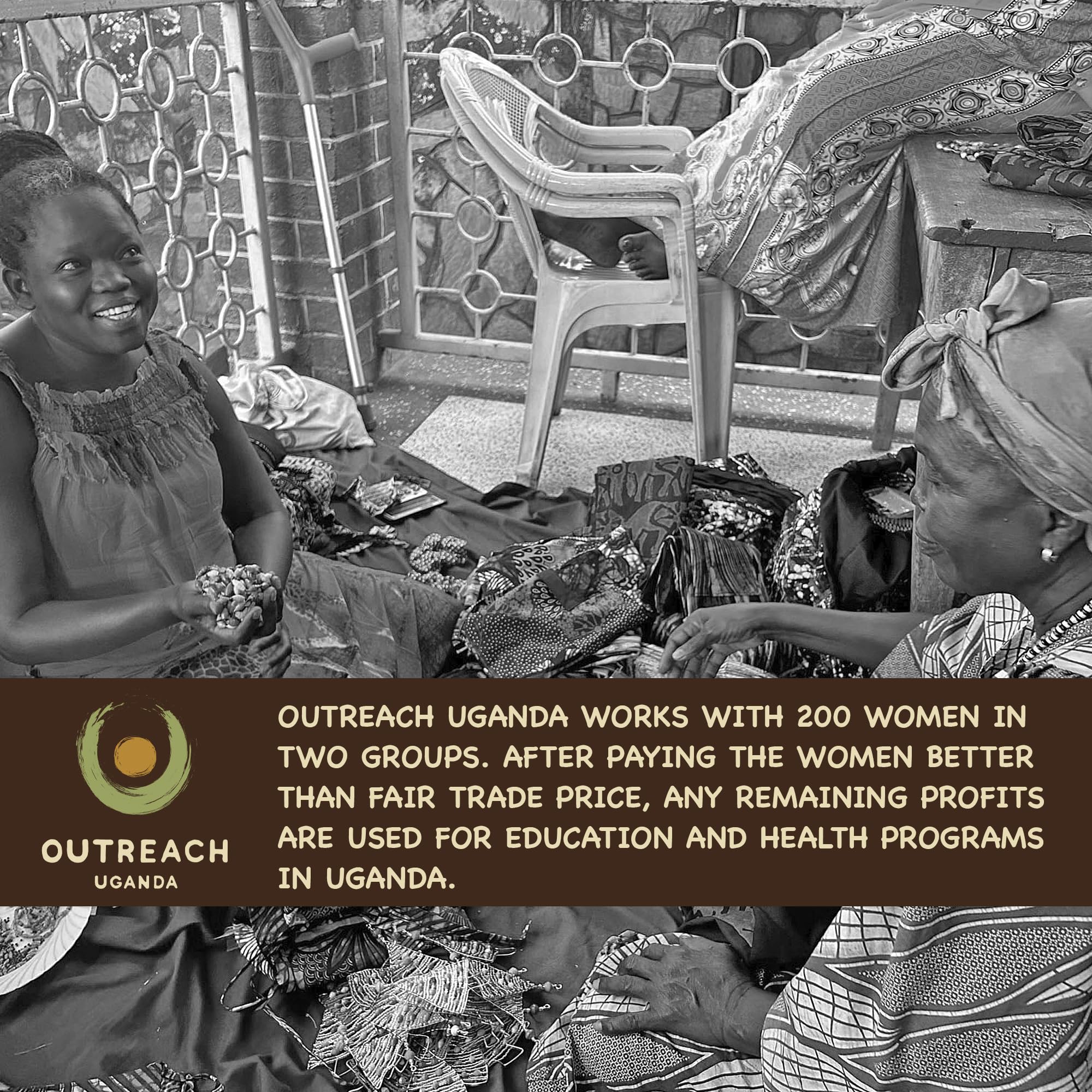 Outreach Uganda Stretch Bracelet - Black and Gold Striped Recycled Paper Beaded Bracelet - Handmade Eco-Friendly Fair Trade Jewelry - Unique Gift for Women, Men - Perfect for Casual Wear, Boho Style & Ethical Fashion