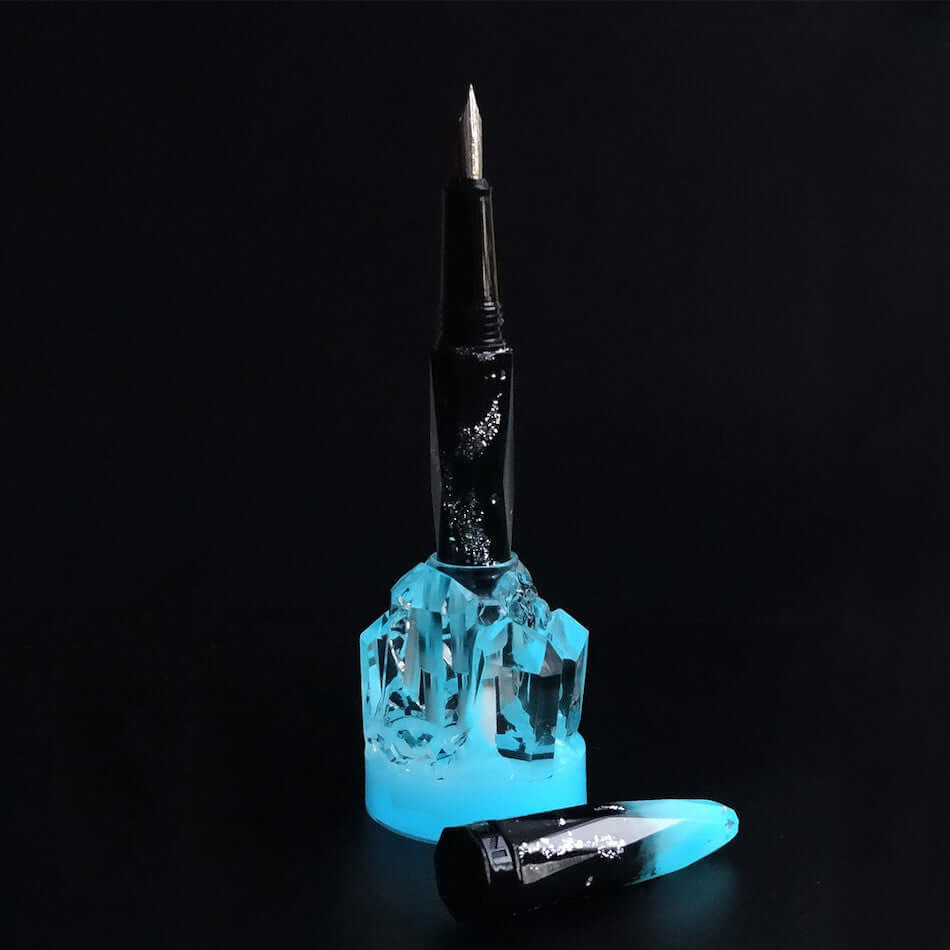 Benu Briolette Glowing Pen Holder - Elegant Desk Organizer for Office & Home, Perfect Gift for Writers & Professionals