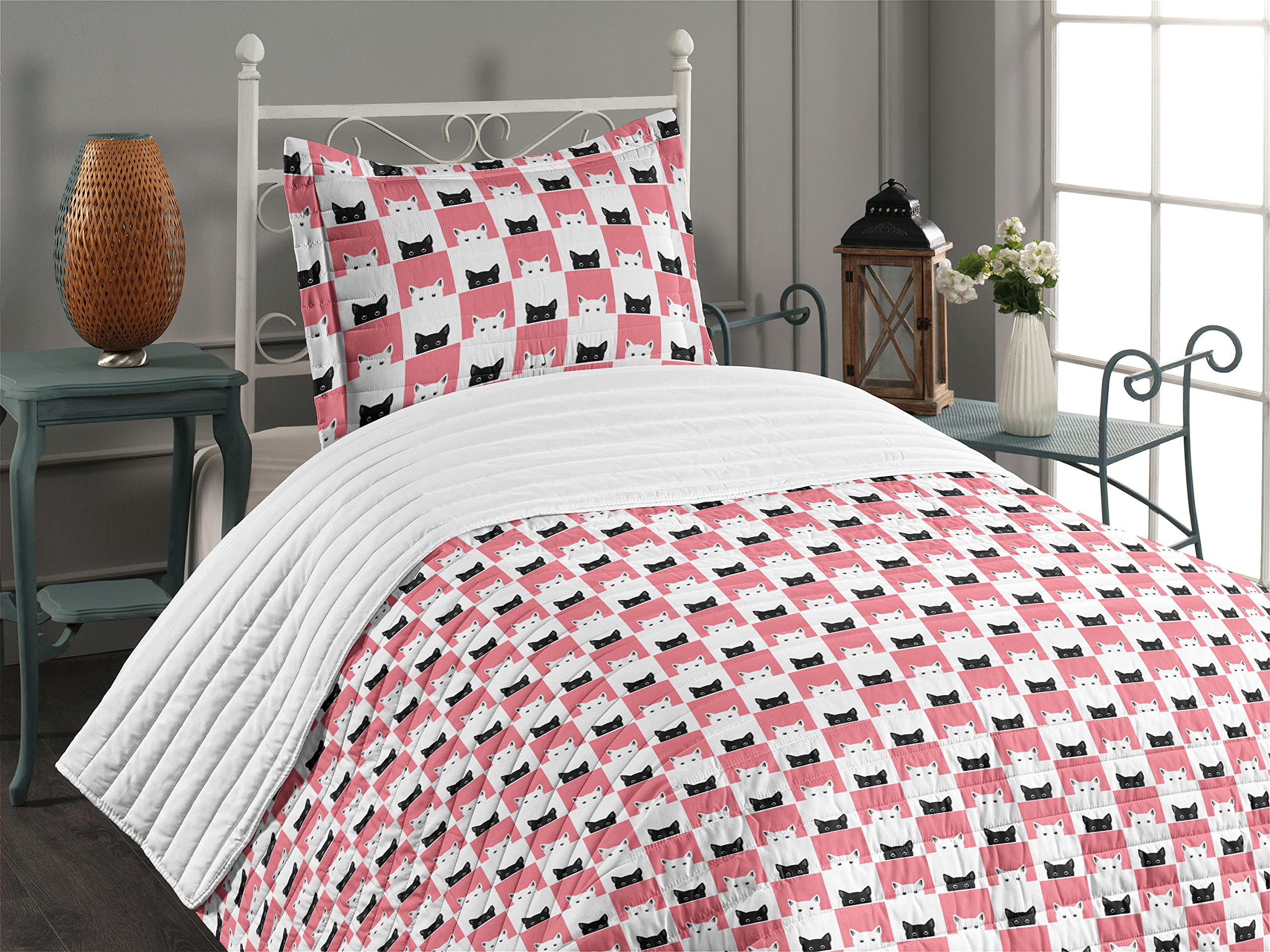 Lunarable Cats Microfiber Bedspread Set - Chess Board Design with Kittens, Feline Pet Pattern Retro Mosaic - Soft Twin Size Bedding Set with Pillow Sham & Comforter in White Black Pink - Perfect for Cat Lovers' Bedroom Decor and Cozy Pet-Friendly Home