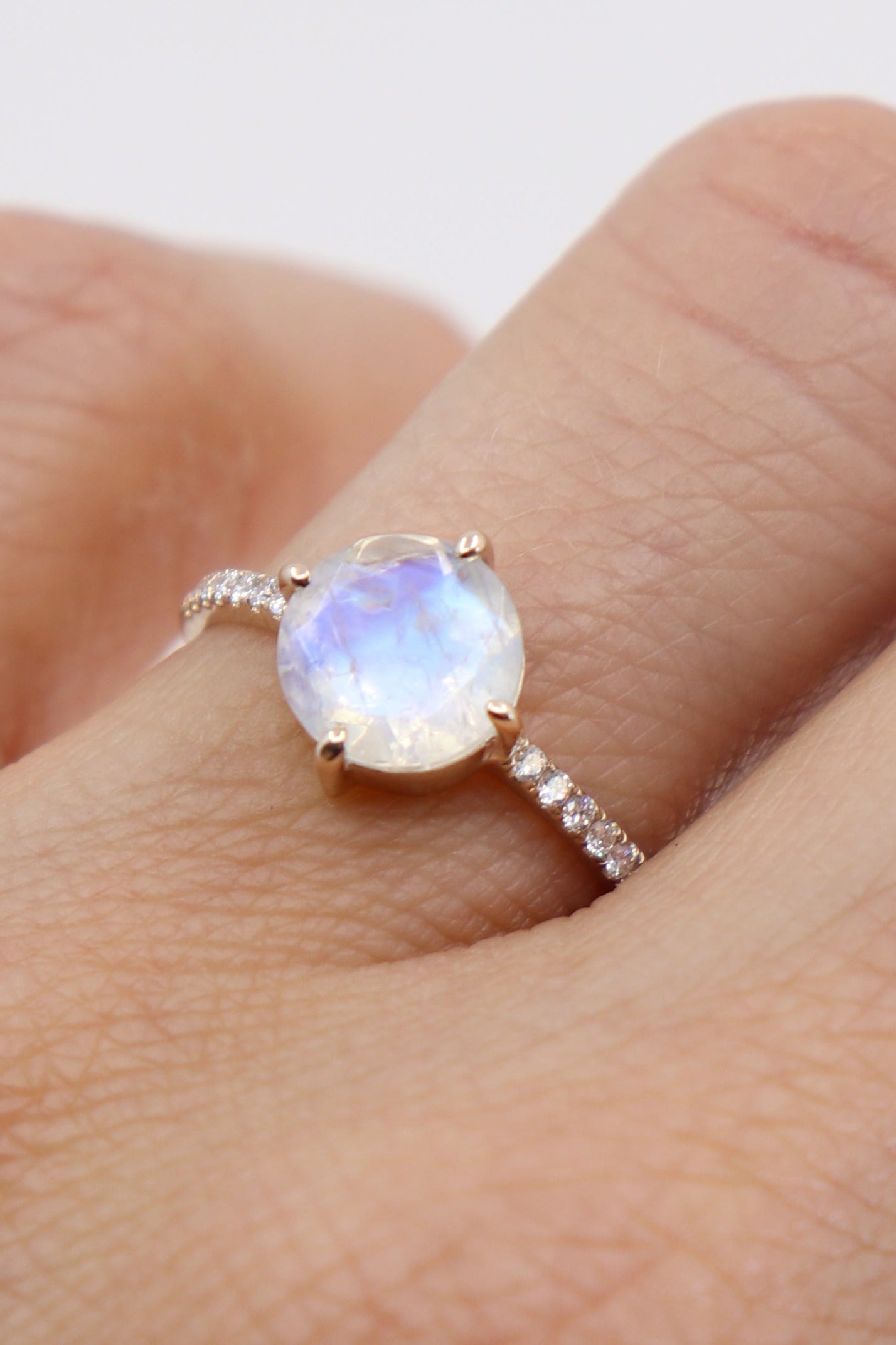 14K Yellow Gold Moonstone Solitaire Ring for Women - Elegant & Unique Birthstone Jewelry for Engagement, Wedding, Anniversary & Everyday Wear