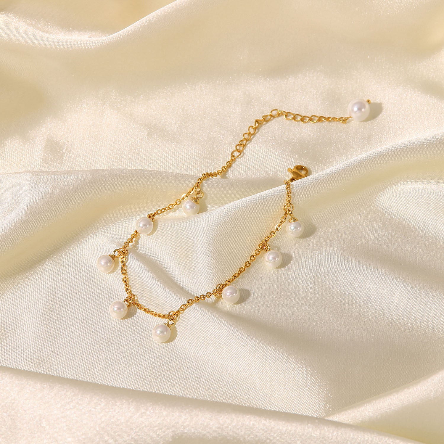 18K Gold Plated Pearl Charm Anklet for Women - Elegant Adjustable Ankle Bracelet for Beach, Wedding & Boho Style Outfits