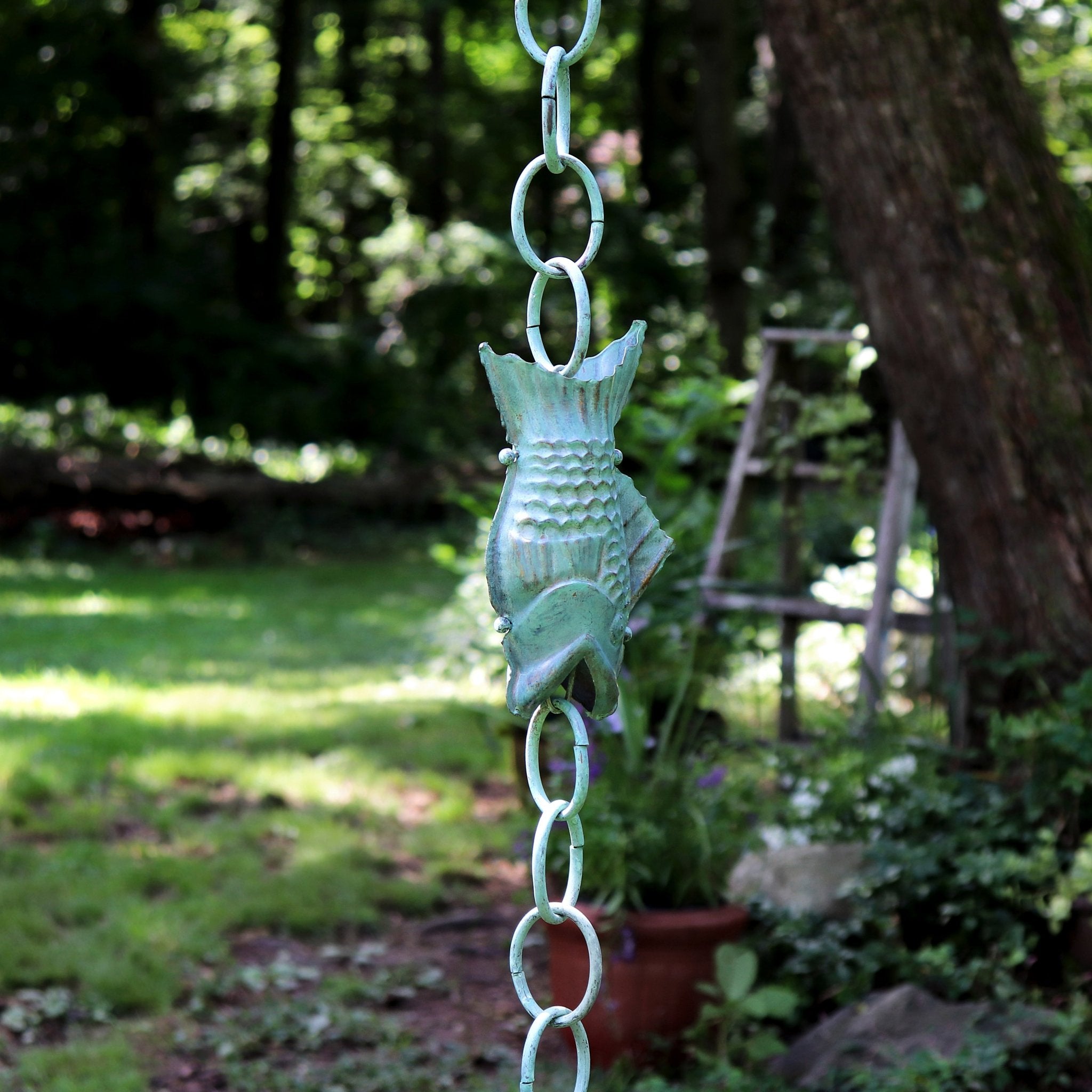 Verde Fish Rain Chain - 8.5 ft Decorative Garden Water Chain with 4 Large Handcrafted Figures | Perfect for Outdoor Patio, Yard Drainage & Zen Water Feature Decor