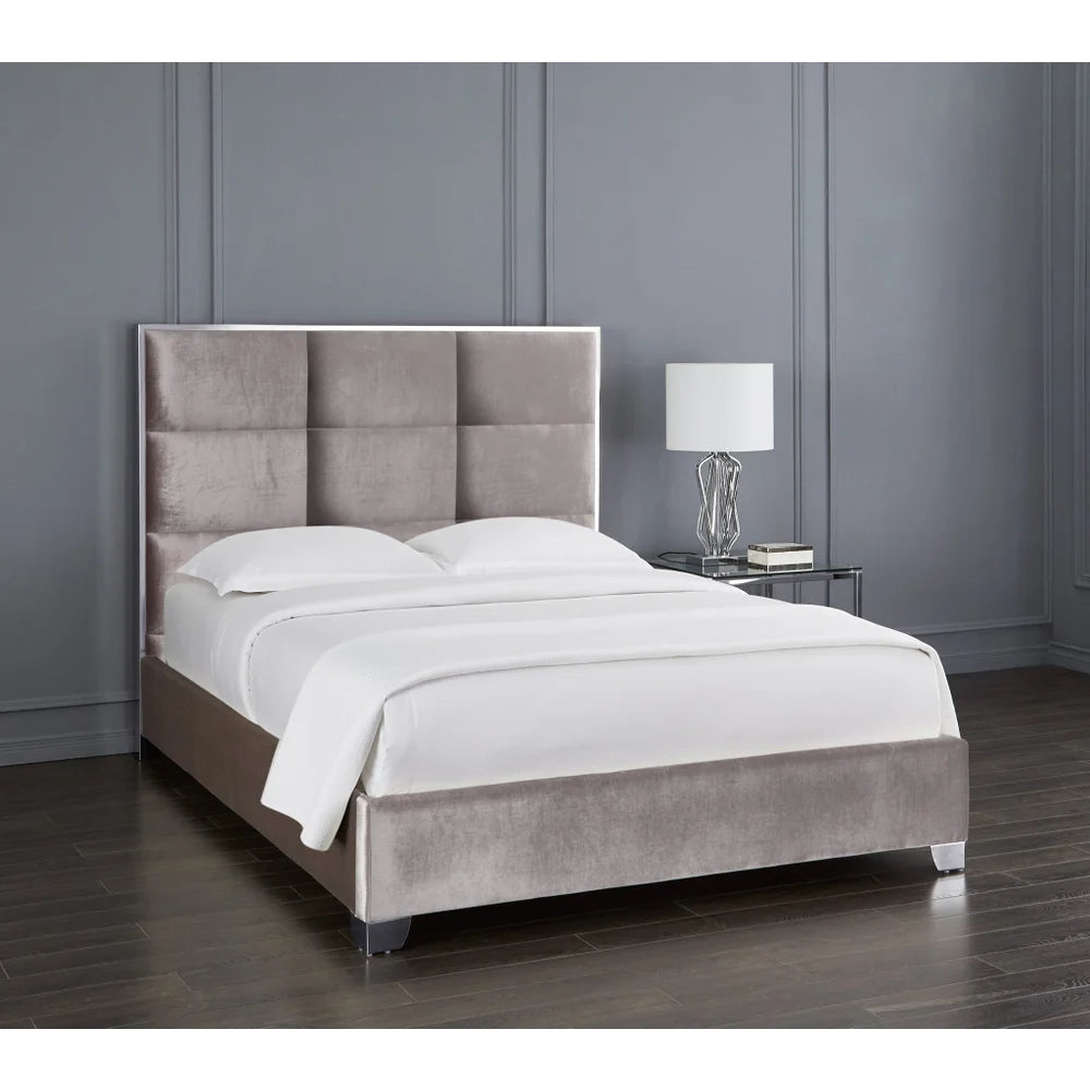 Luxury Grey Velvet Chanel Tufted Bed Frame - Queen & King Size - Model Blair - Elegant Bedroom Furniture for Master Suite & Guest Room