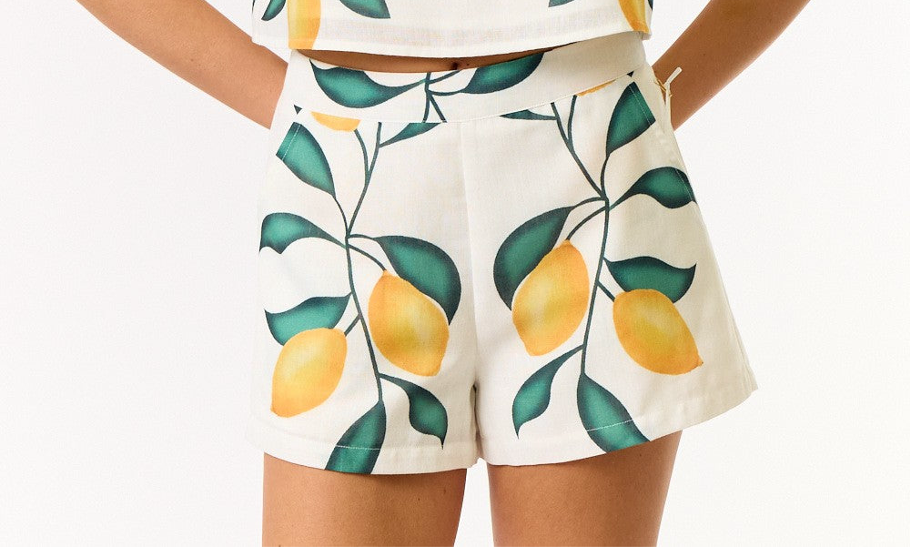 Stylish Lemon Print Summer Outfit Set for Women - Trendy Top & Shorts Combo - Perfect for Beach Vacations, Pool Parties & Casual Summer Wear