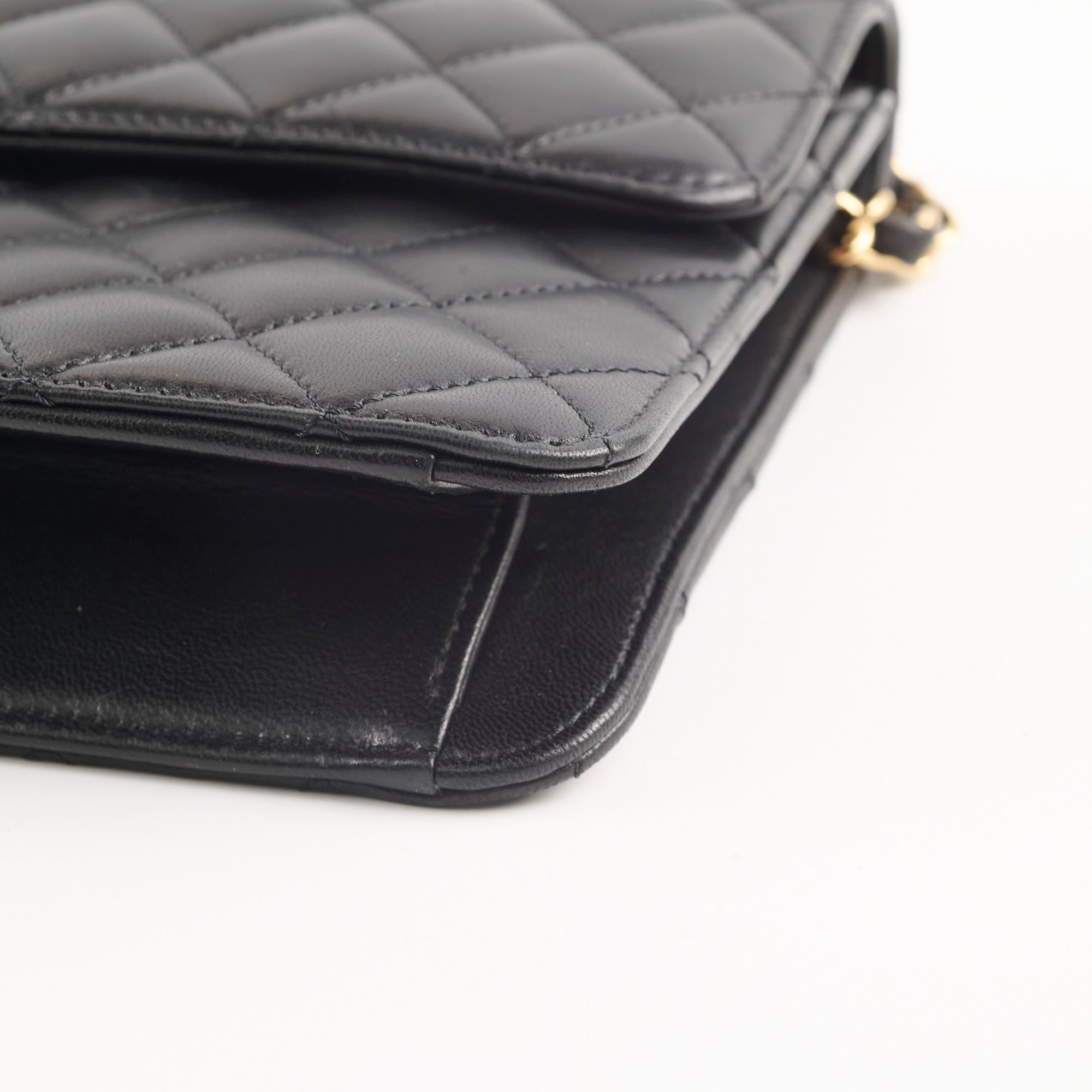 Chanel Quilted Leather Chain Shoulder Bag Black - Luxury Crossbody Purse for Women, Perfect for Evening Parties & Date Nights