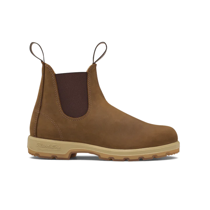 Blundstone 1320 Classic Chelsea Boots - Saddle Brown Leather with Gum Sole for Men & Women | Comfortable Slip-On Boots for Work, Hiking & Everyday Wear