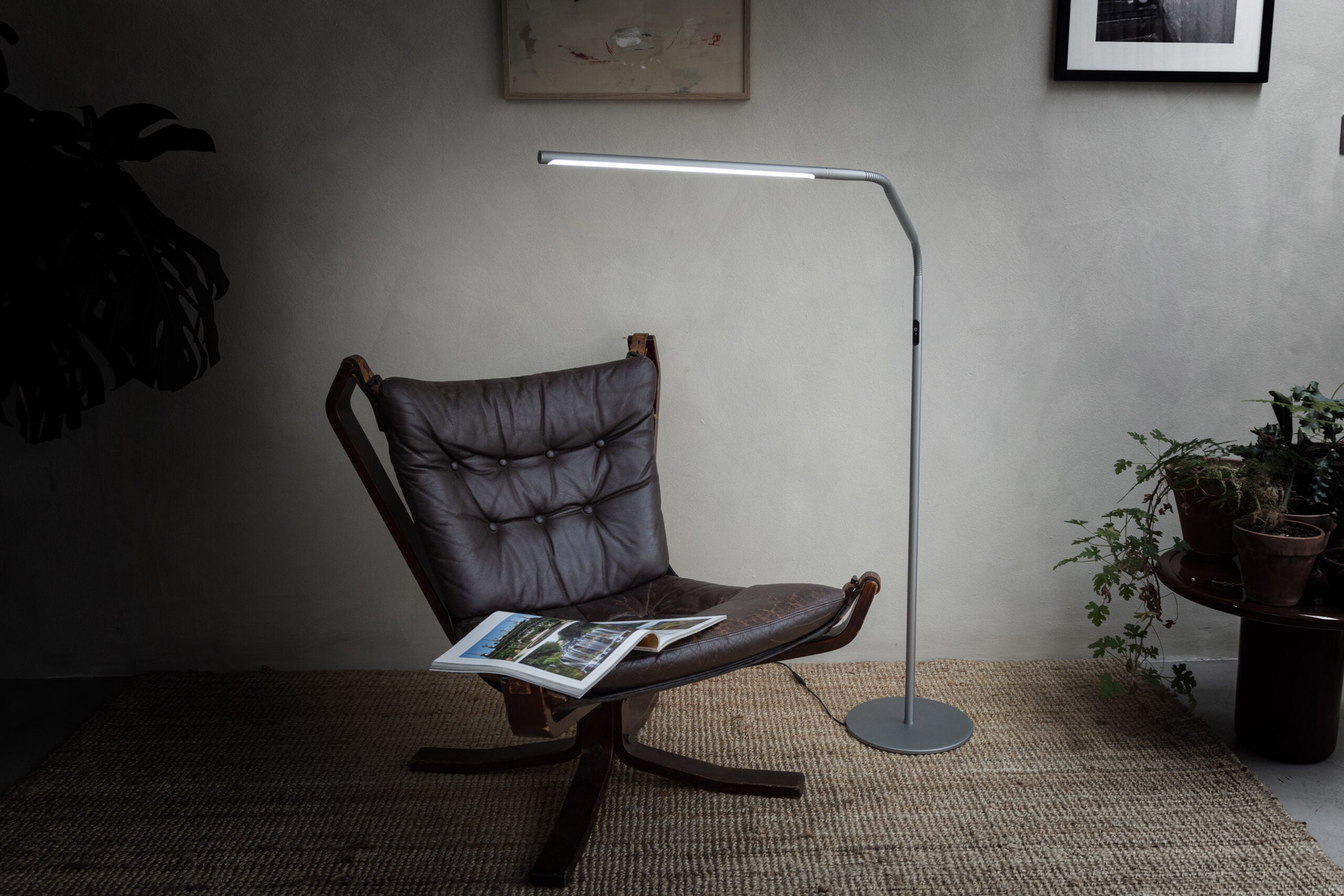 Slimline 4 Floor Lamp with Daylight LED - Modern Adjustable Standing Light for Living Room, Bedroom & Office - Bright Natural Lighting for Reading, Working & Relaxing