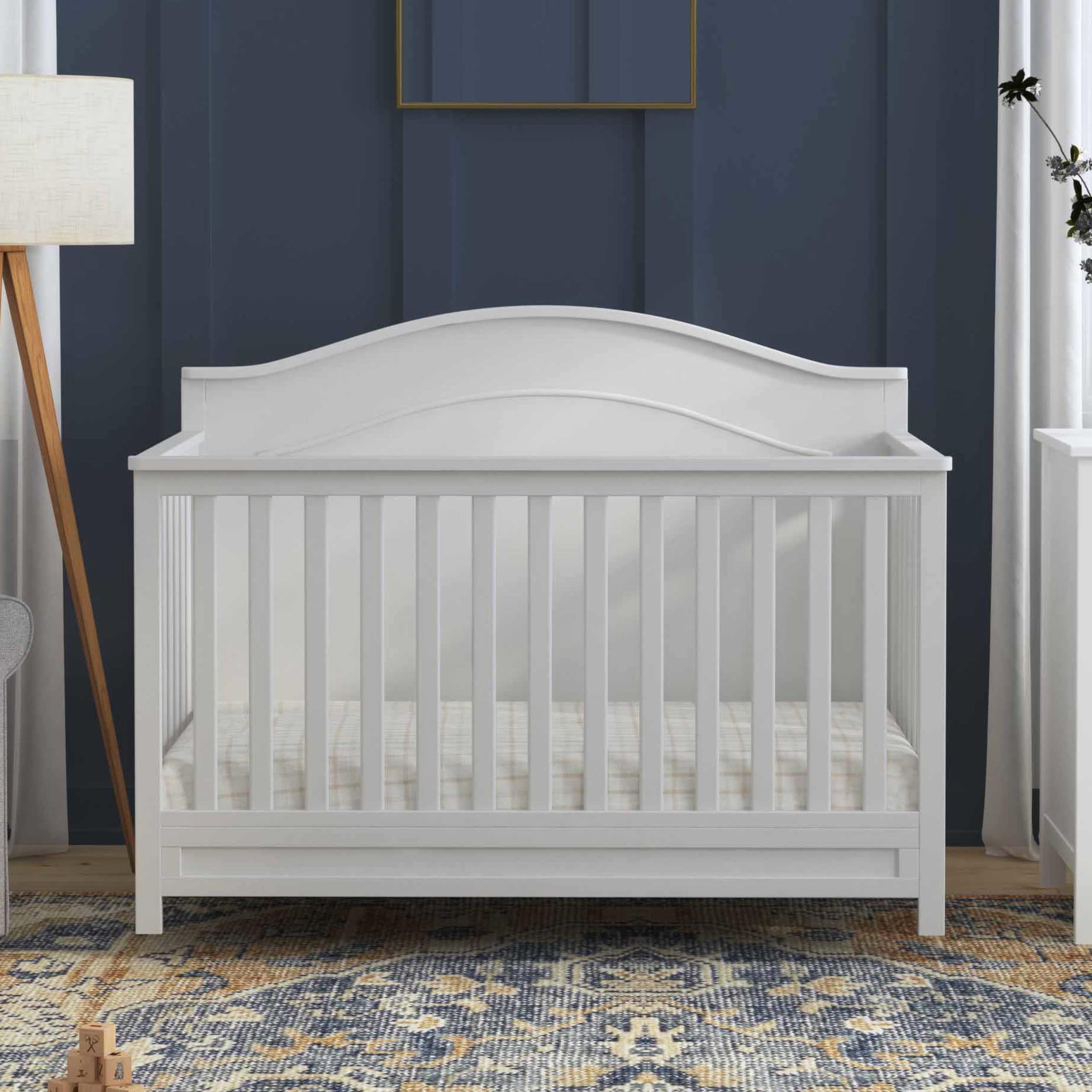 daVinci Charlie 4-in-1 Convertible Baby Crib - GREENGUARD Gold Certified, Converts to Toddler Bed, Daybed & Full Bed - Adjustable Height White Wooden Nursery Furniture - Perfect for Newborn to Teen Bedroom & Daycare Use