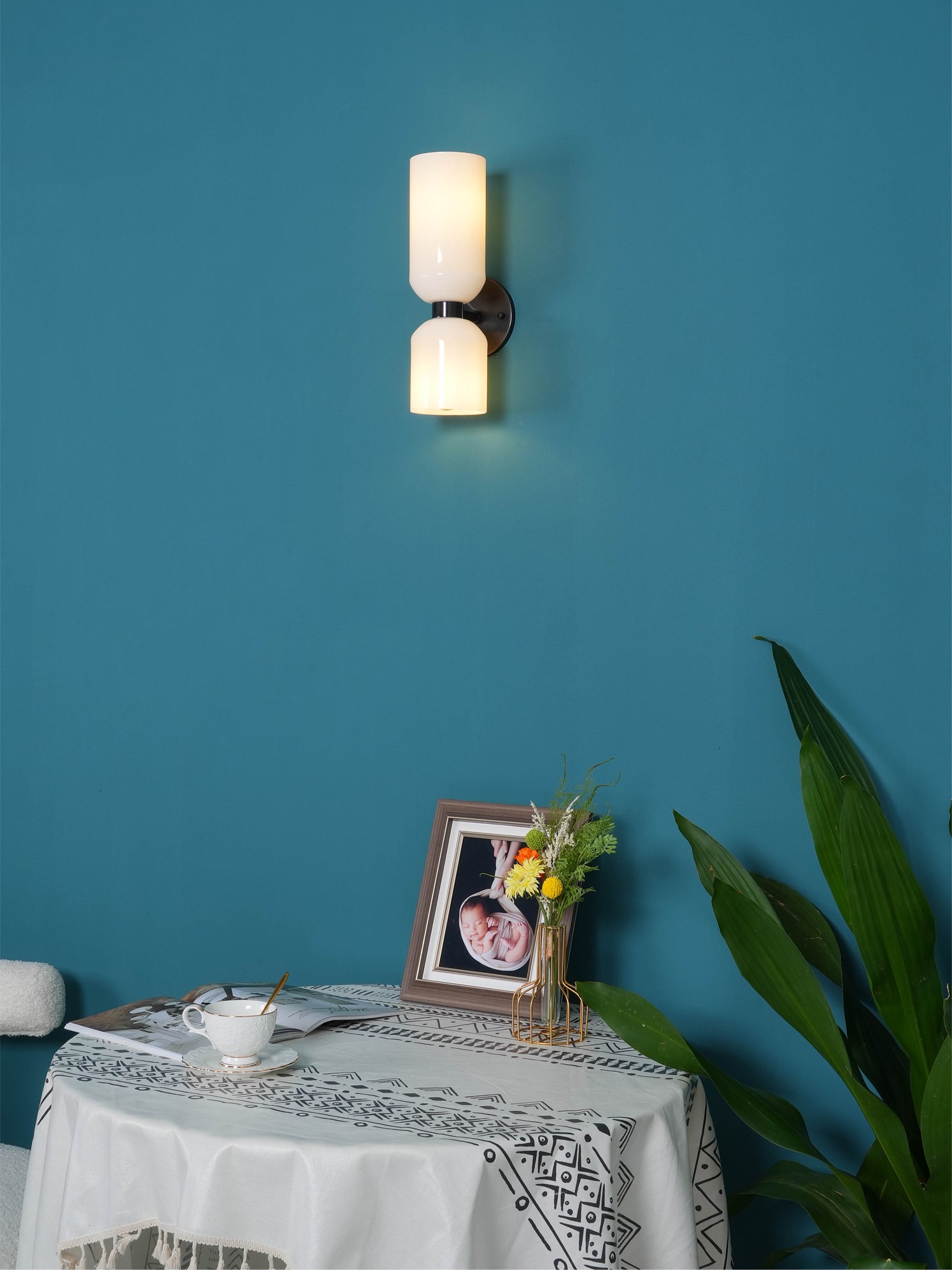 Edie Wall Lamp - Modern LED Sconce Light for Bedroom, Living Room & Hallway - Dimmable Plug-in Wall Light Fixture with Adjustable Arm - Perfect for Reading, Decor & Ambient Lighting