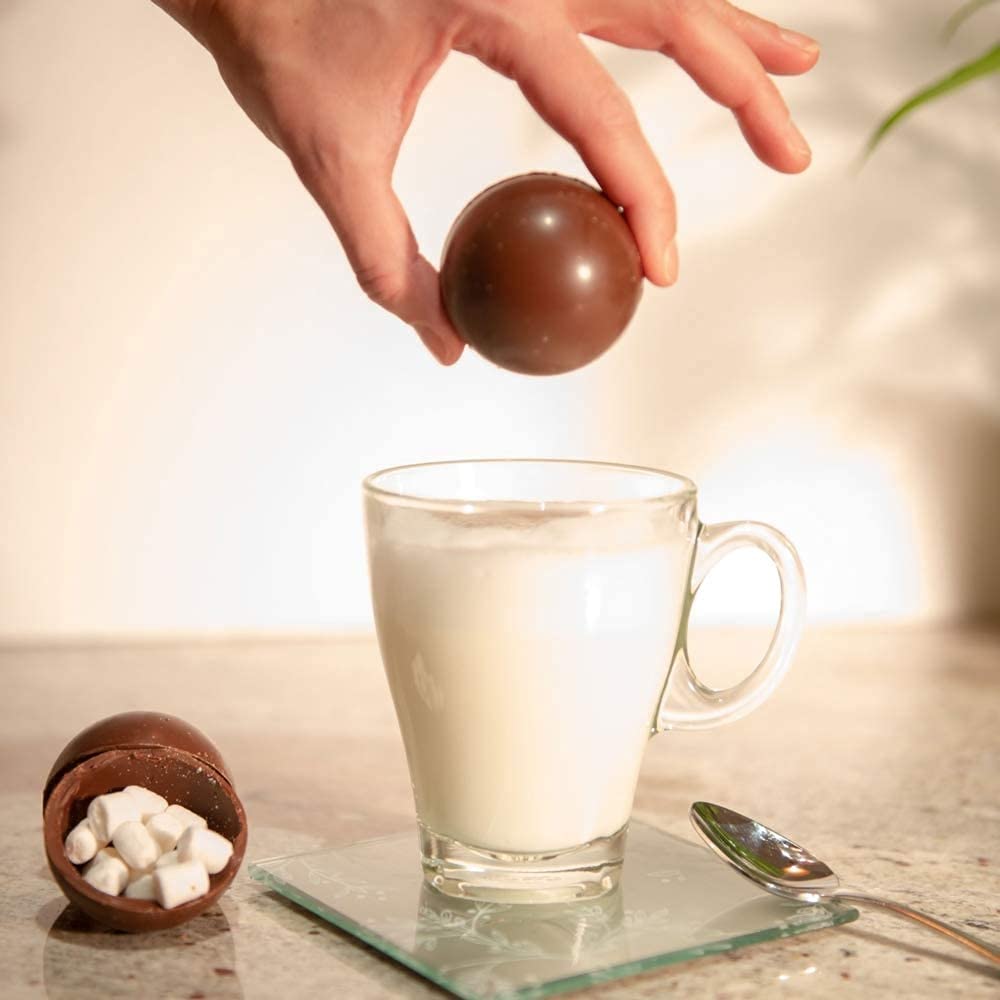 Premium Hot Chocolate Bombs with Silky Milk & Mini Marshmallows - Perfect for Cozy Winter Nights & Holiday Gifts