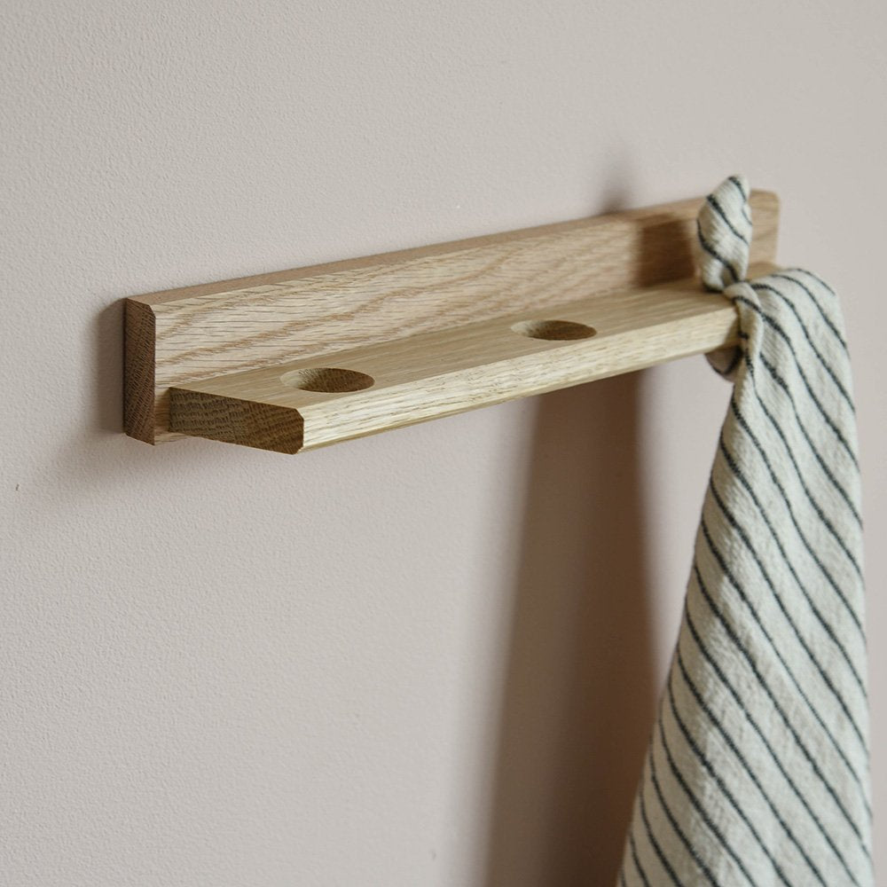 Slim Oak Tea Towel Holder - Rustic Kitchen Organizer for Drying & Storing Dish Towels - Perfect for Farmhouse, Modern & Country Style Kitchens
