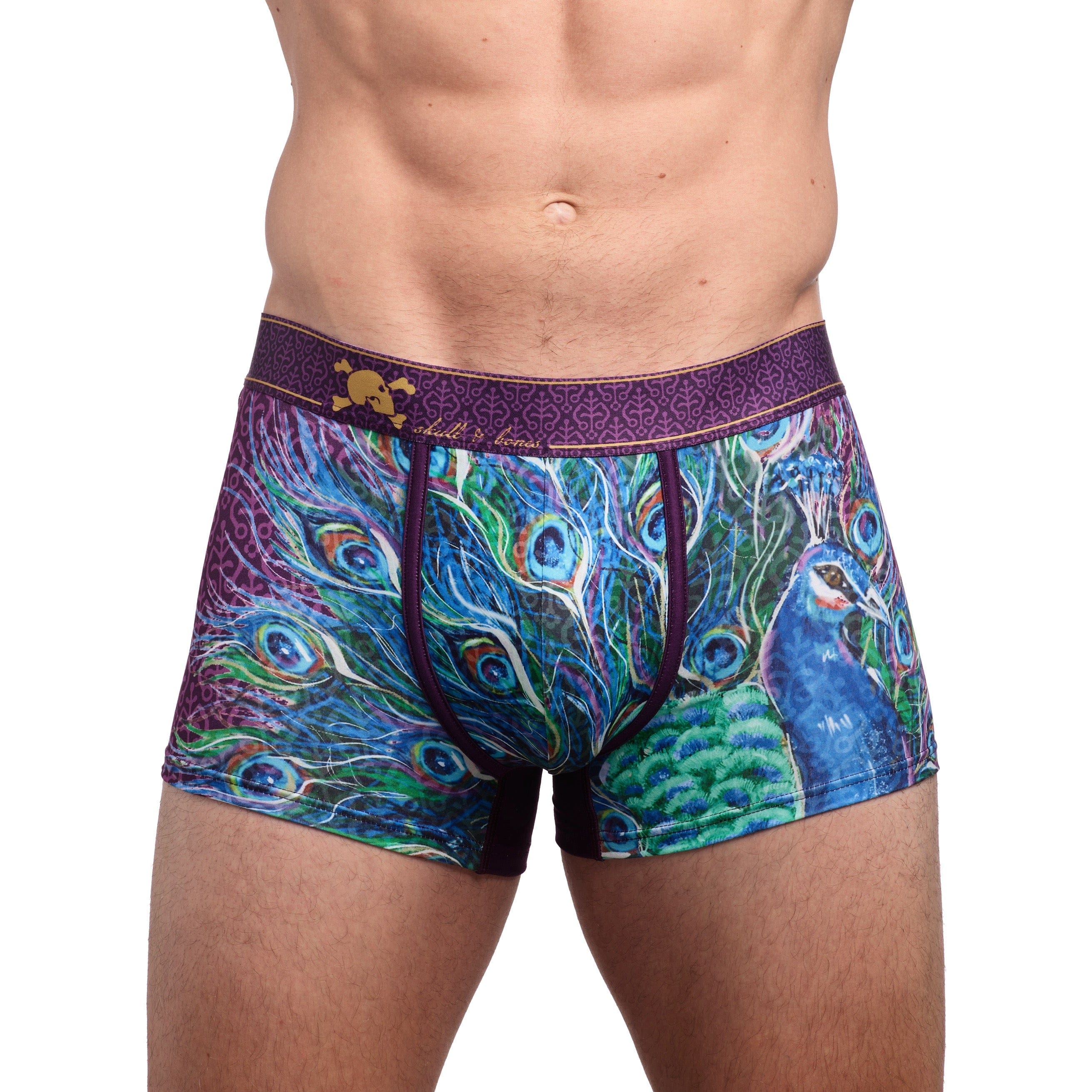 Stylish Peacock Print Trunk for Travel & Storage - Vintage-Inspired Luggage for Beach, Vacation & Home Decor