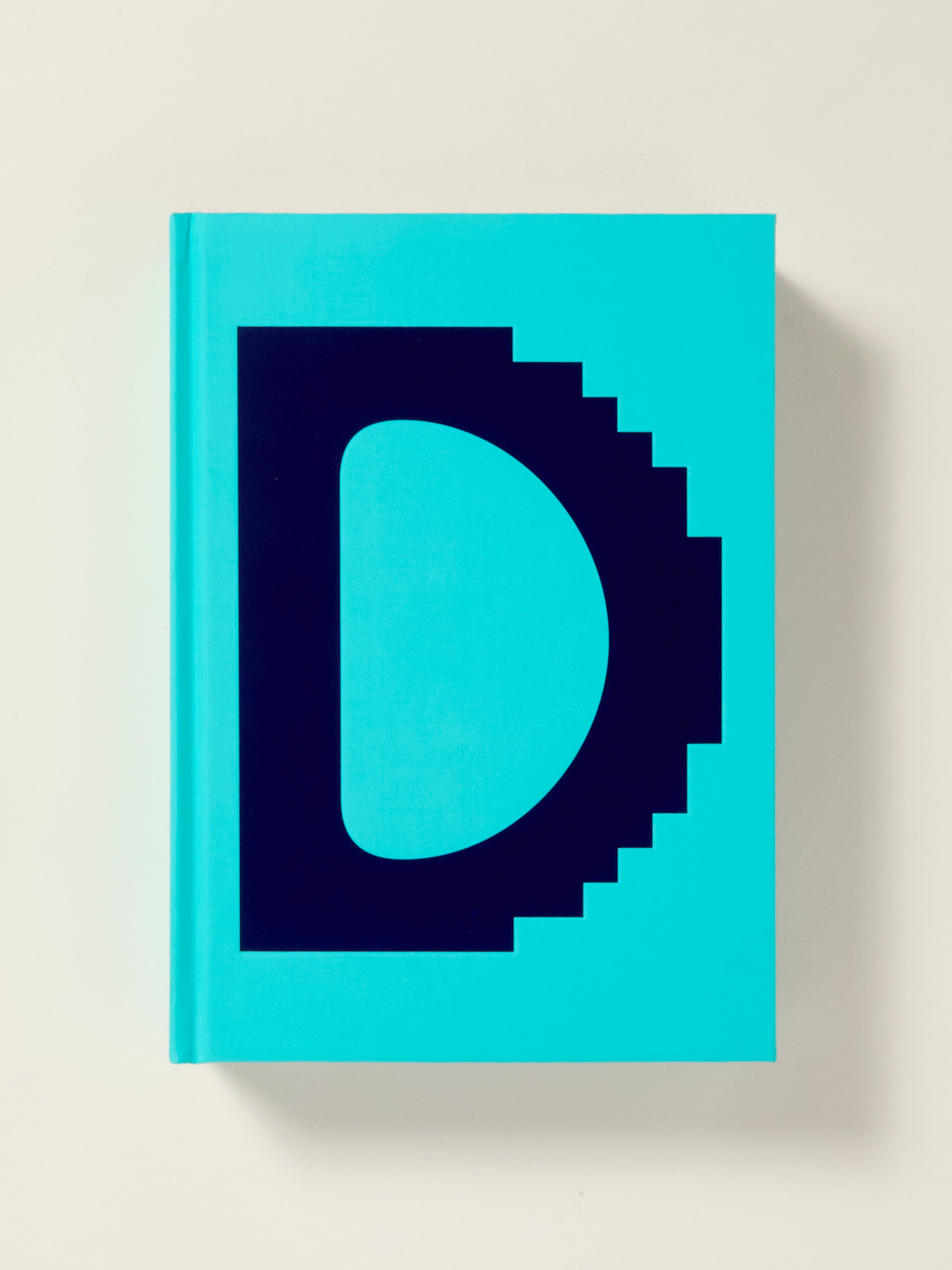 Best Display Typefaces Collection for Graphic Design - Modern & Classic Fonts for Logos, Headlines & Branding