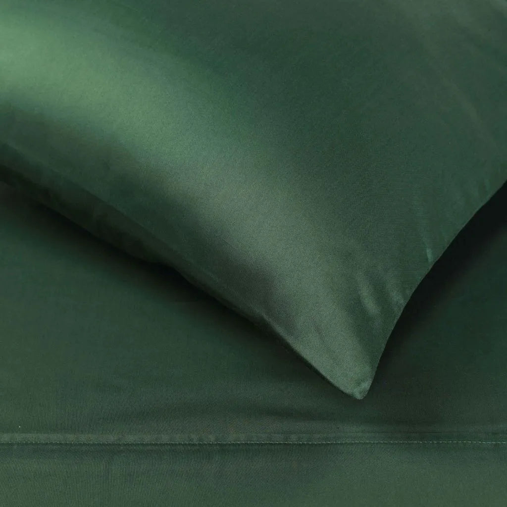 Premium 400 Thread Count Egyptian Cotton Pillowcase Set of 2 - Ultra Soft & Breathable Luxury Bedding for Side Sleepers & Hot Sleepers - Perfect for Master Bedroom, Guest Room & Hotel Use