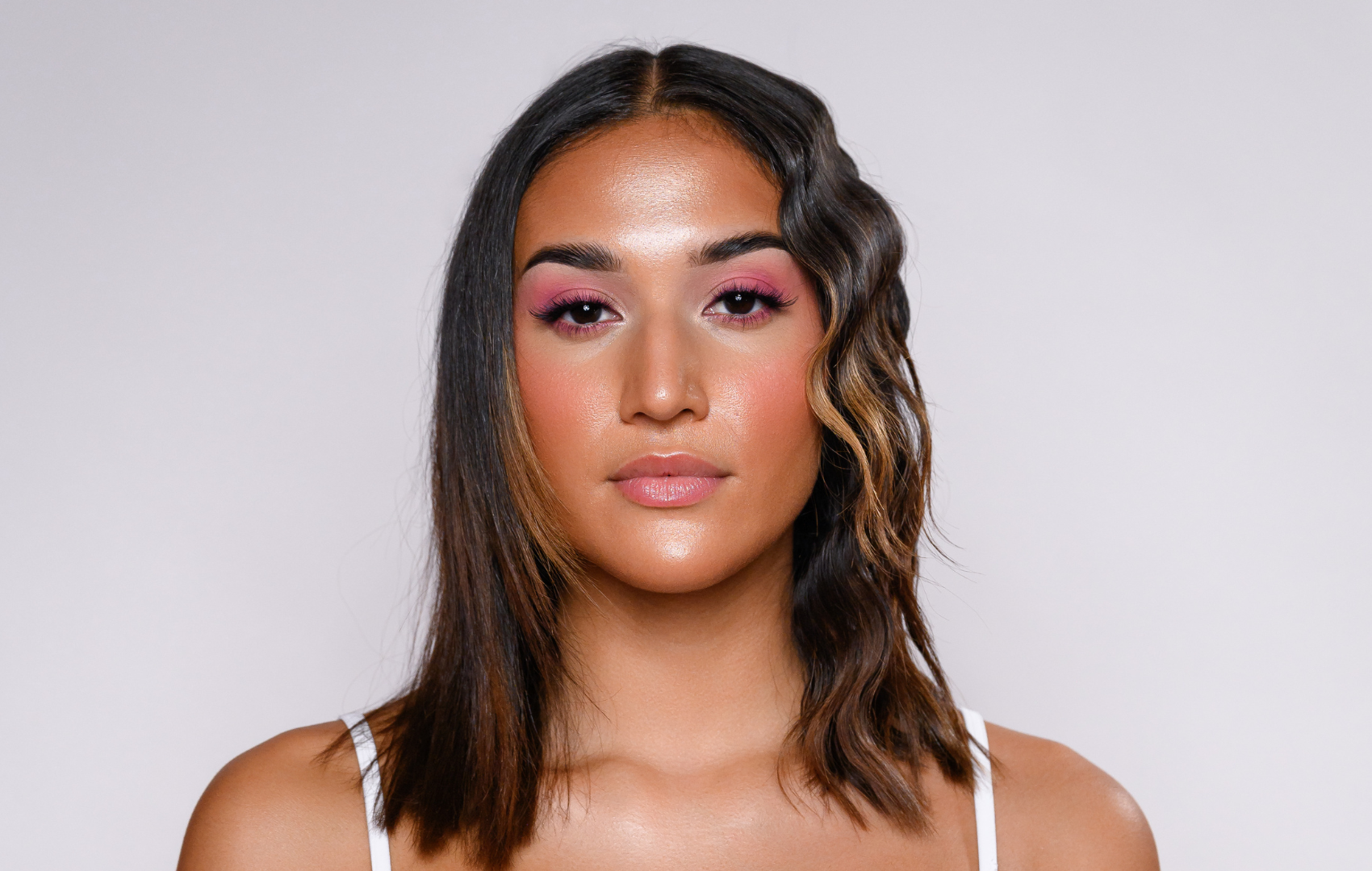 Mermade Hair PRO Mini Pink Hair Waver 25mm - Professional Hair Curling Iron for Beach Waves & Vintage Styles - Perfect for Parties, Weddings & Everyday Glam