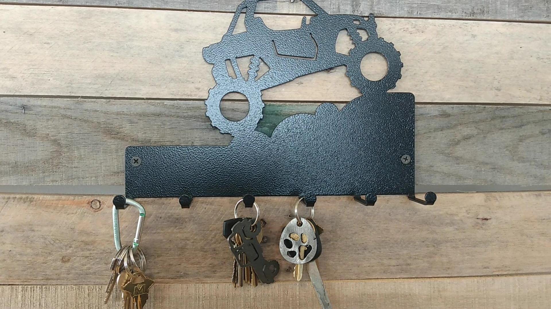 Heavy Duty UTV Key Holder - Durable Metal Keychain for Off-Road Vehicles (ATV, Side by Side, Jeep) - Perfect for Outdoor Adventures & Trail Riding