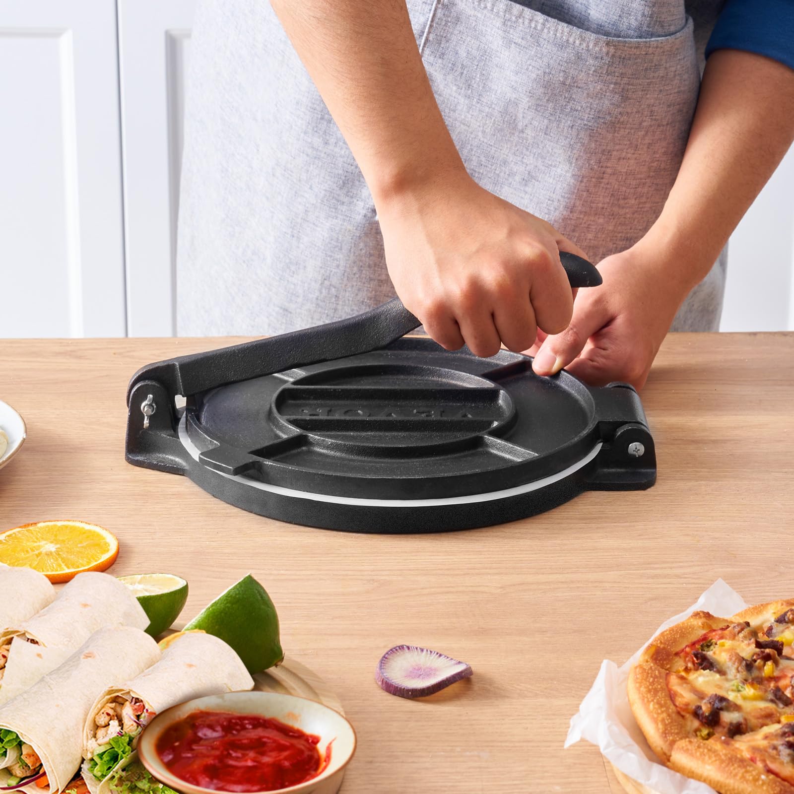VEVOR 10 Inch Cast Iron Tortilla Press & Roti Maker - Heavy Duty Pre-Seasoned Tortilladora for Flour Tortillas, Tawa, Pataconera - Includes 100 Parchment Papers - Perfect for Mexican Cuisine, Indian Roti, Home Cooking & Restaurant Use