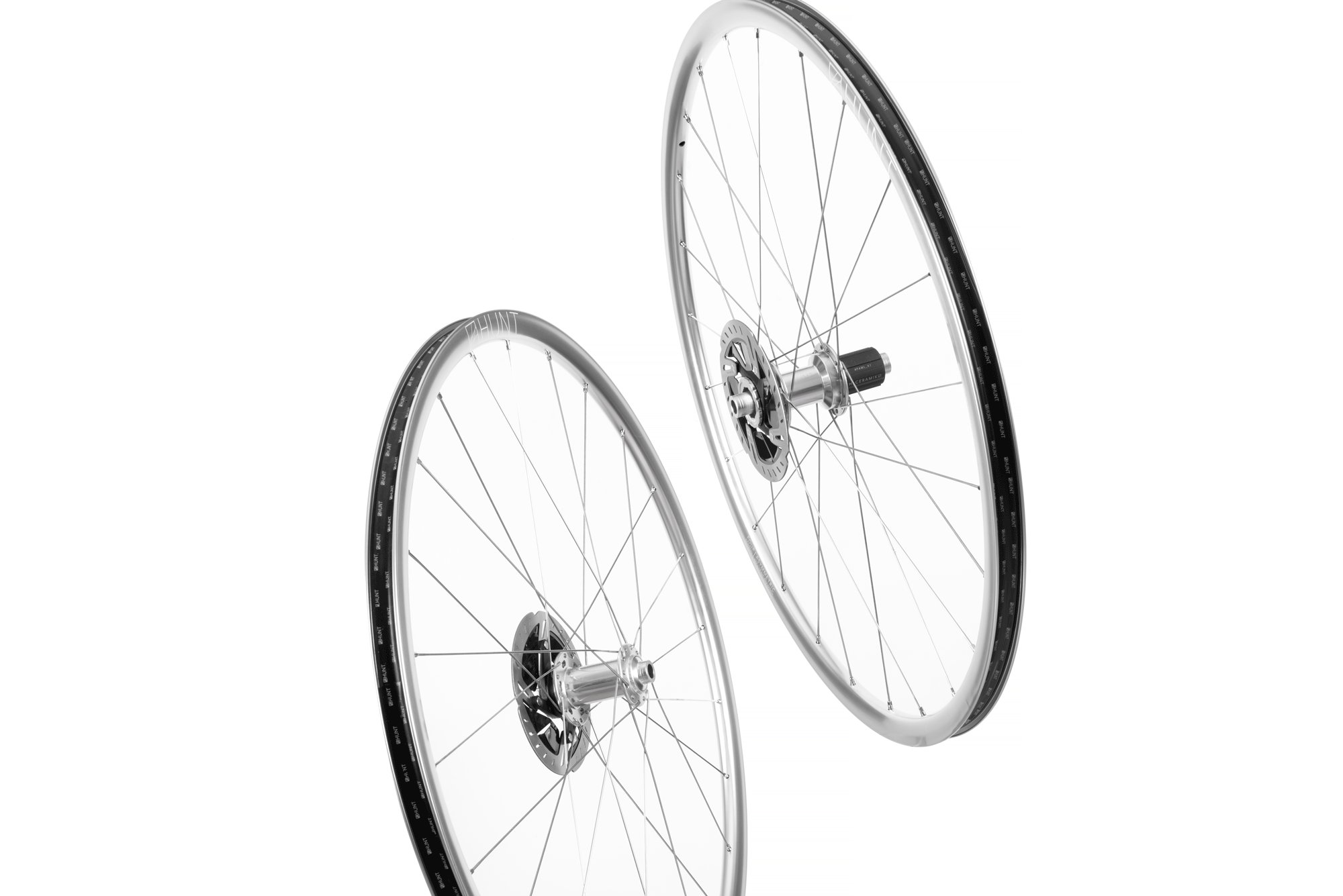 RE:NEW HUNT 4 Season Disc Wheelset - Lightweight Carbon Road Bike Wheels for All-Weather Cycling | Perfect for Road Racing, Commuting & Gravel Riding