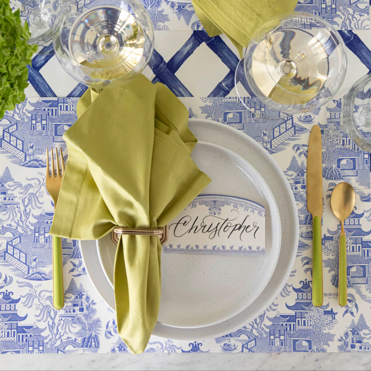 Blue Willow Placemats Set of 4 - Elegant Ceramic Dinnerware for Formal Dining & Home Decor - Perfect for Holiday Tables, Dinner Parties & Everyday Use