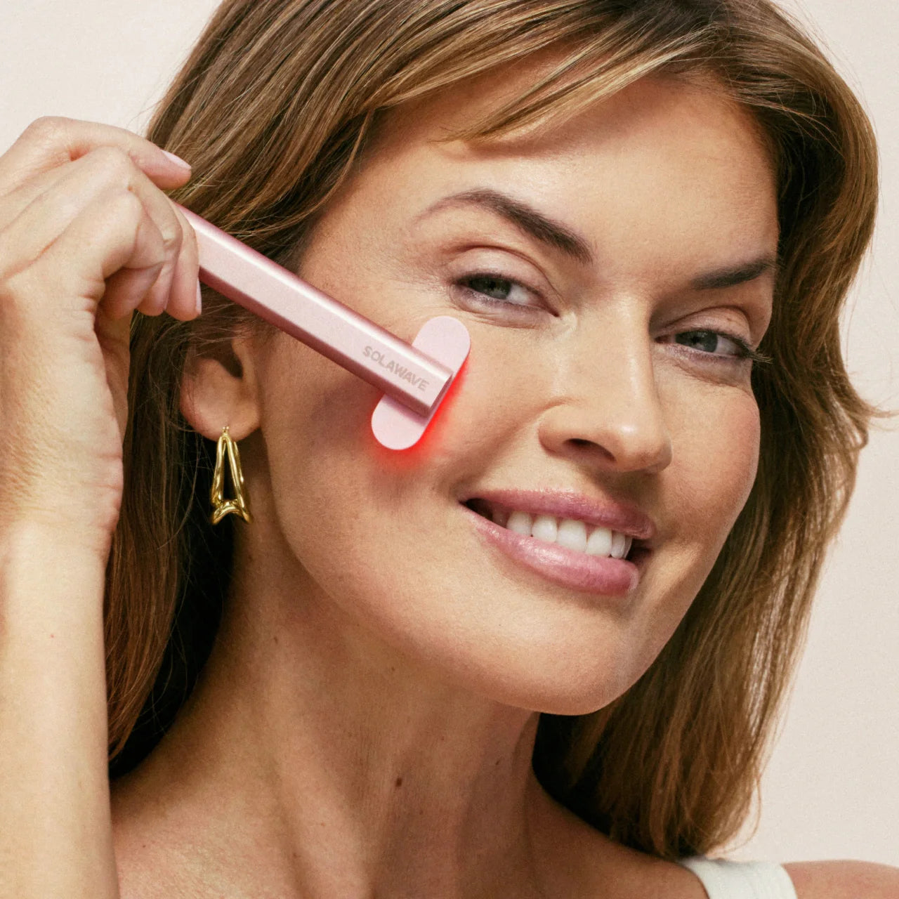 4 in 1 Red Light Therapy Wand with Anti-Aging Serum Kit - Professional LED Facial Device for Wrinkle Reduction, Acne Treatment & Skin Rejuvenation | Perfect for Home Skincare Routine & Spa Treatments