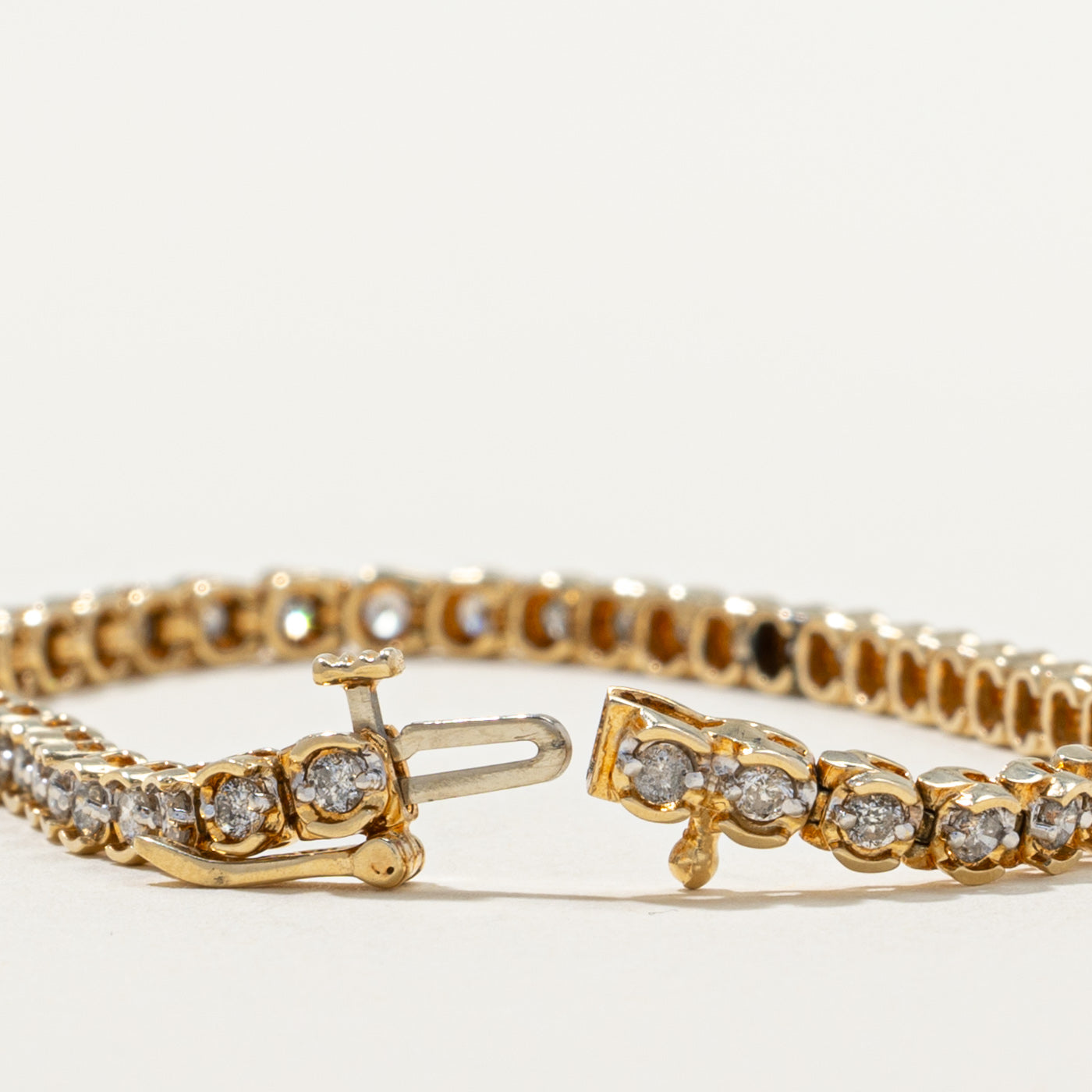 1.68ctw Diamond Tennis Bracelet for Women - 7 Inch Sterling Silver Iced Out Tennis Chain Bracelet | Perfect for Weddings, Anniversaries & Special Occasions