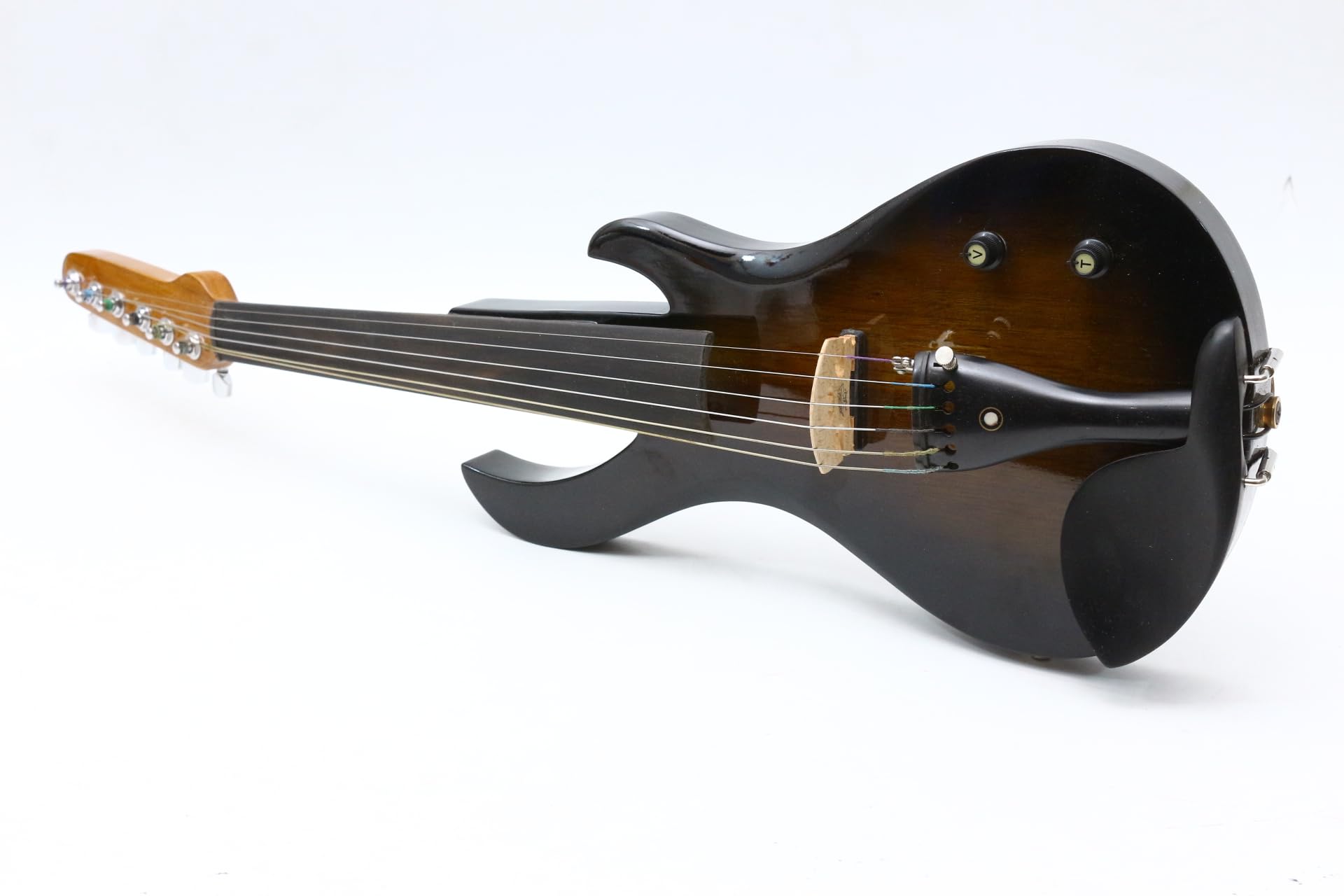 **4/4 Full Size Solid Wood Electric Violin with Ebony Fittings – 6-String Sunburst Design, Includes Violin Case & Bow – Perfect for Performances, Practice & Studio Recording**